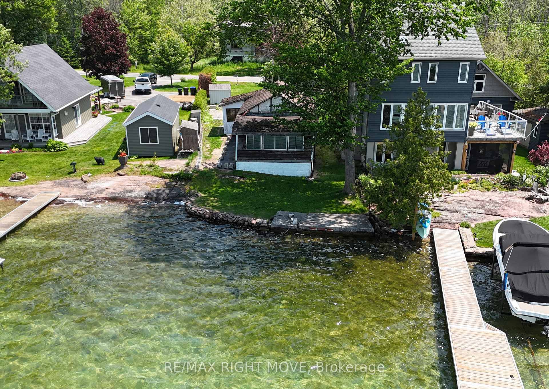 Photo 4 of 7682 Oak Point Road, Ramara, Rural Ramara — HOMEH