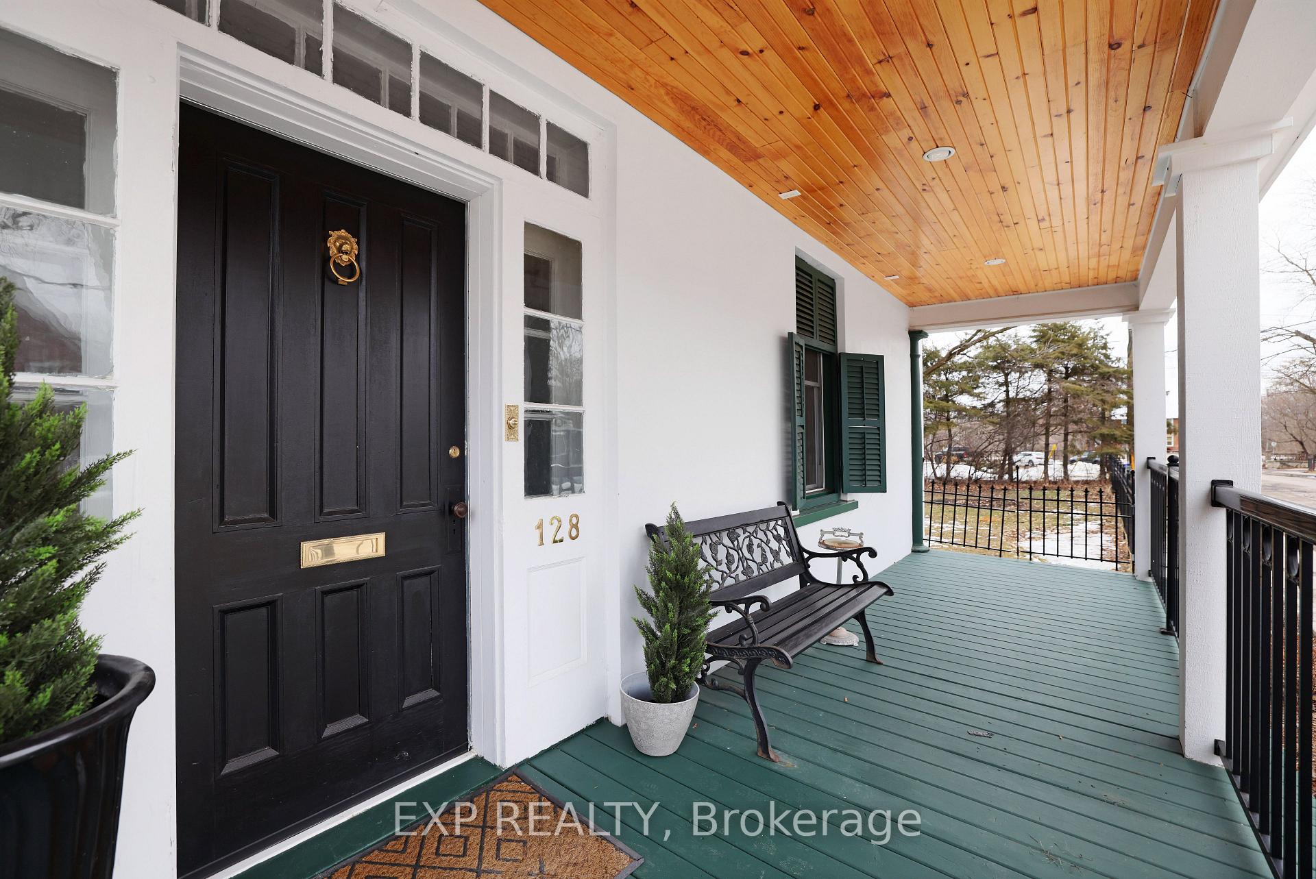 Photo 3 of 128 Renfrew Avenue E, Renfrew, Renfrew — HOMEH