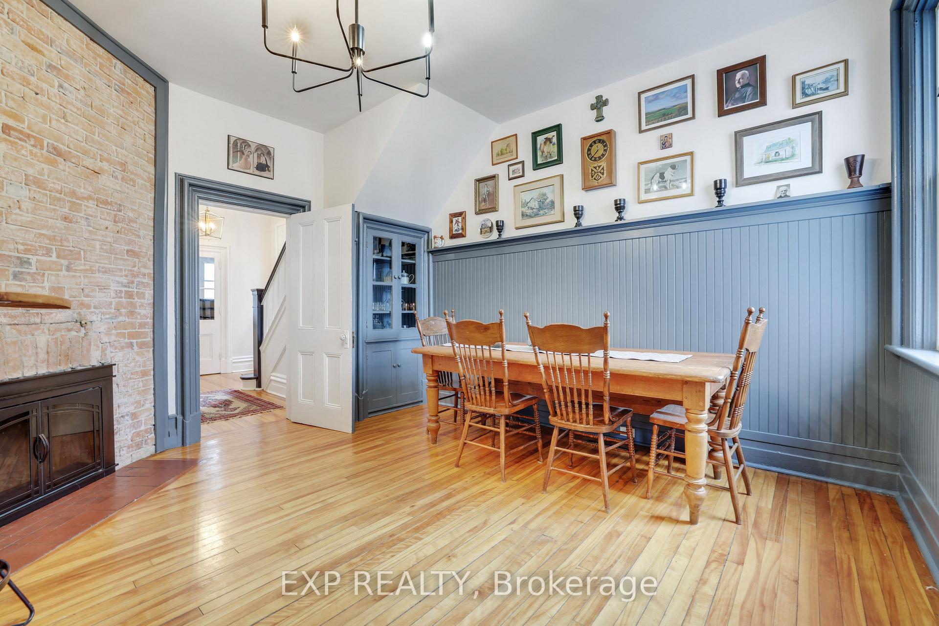 Photo 12 of 128 Renfrew Avenue E, Renfrew, Renfrew — HOMEH