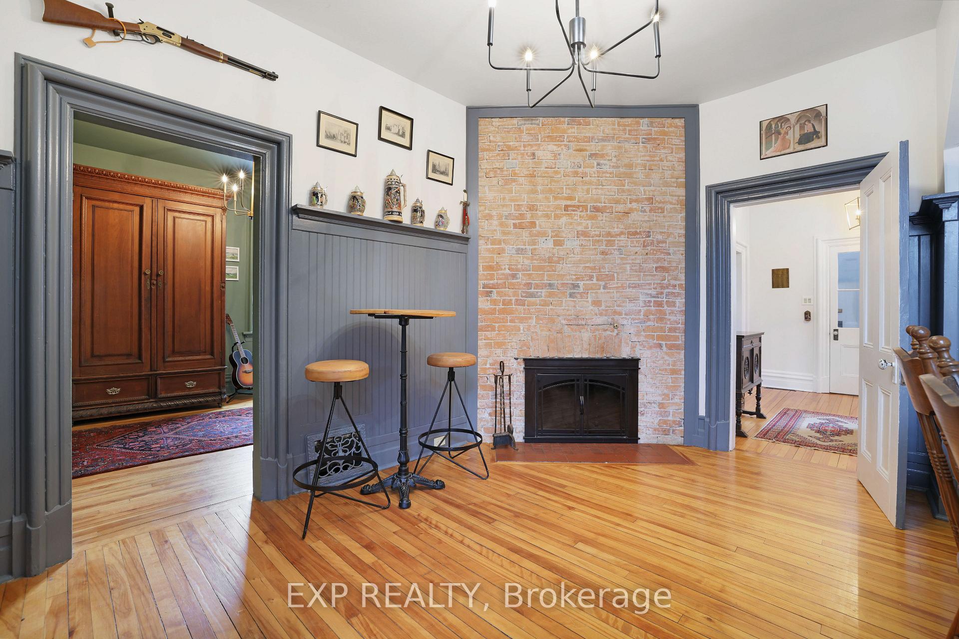 Photo 14 of 128 Renfrew Avenue E, Renfrew, Renfrew — HOMEH