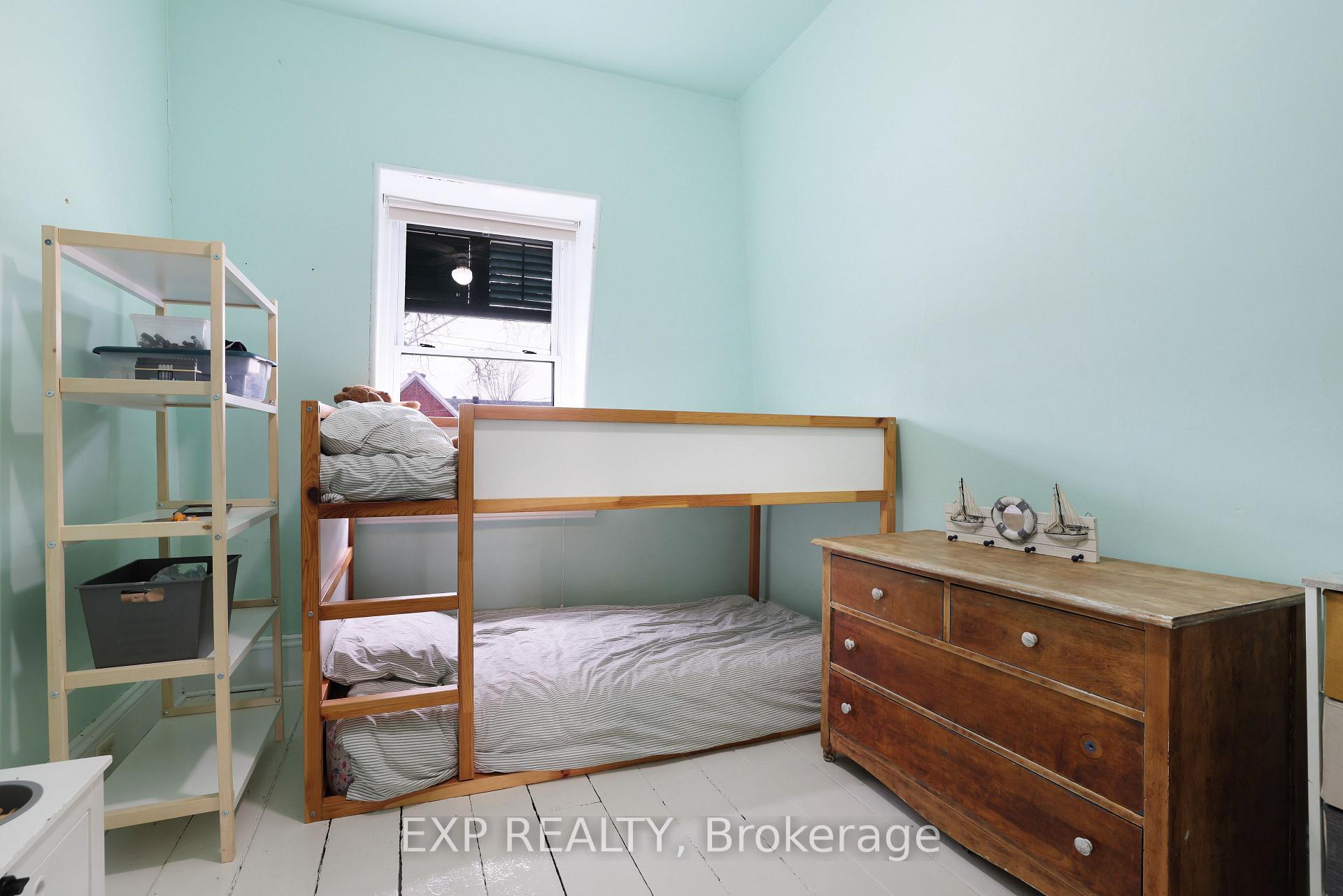 Photo 24 of 128 Renfrew Avenue E, Renfrew, Renfrew — HOMEH