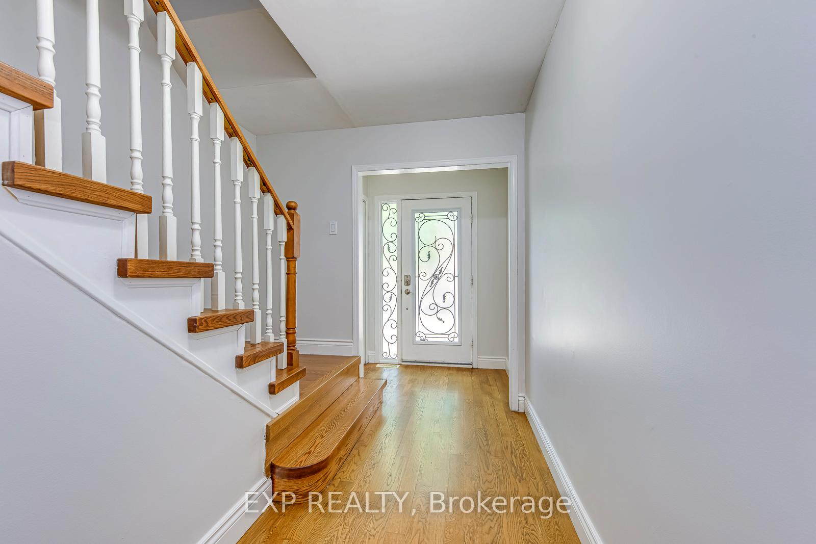 Photo 4 of 2407 Stefi Trail, Oakville, River Oaks — HOMEH