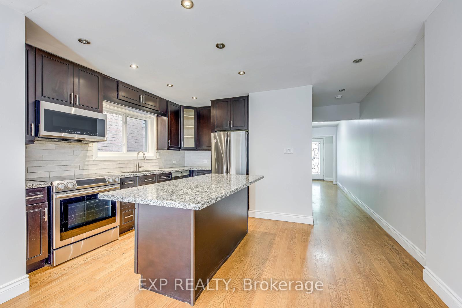 Photo 6 of 2407 Stefi Trail, Oakville, River Oaks — HOMEH