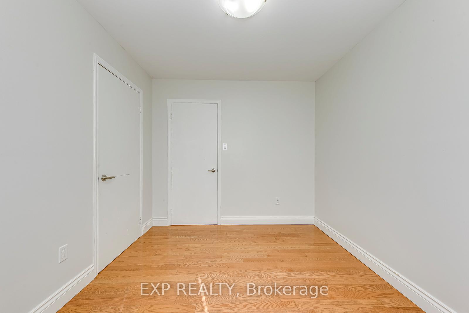Photo 23 of 2407 Stefi Trail, Oakville, River Oaks — HOMEH