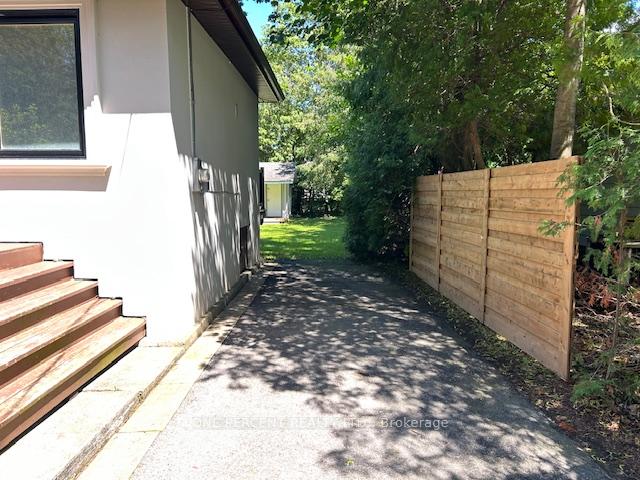 Photo 6 of 781 Rockaway Road, Georgina, Historic Lakeshore Communities — HOMEH