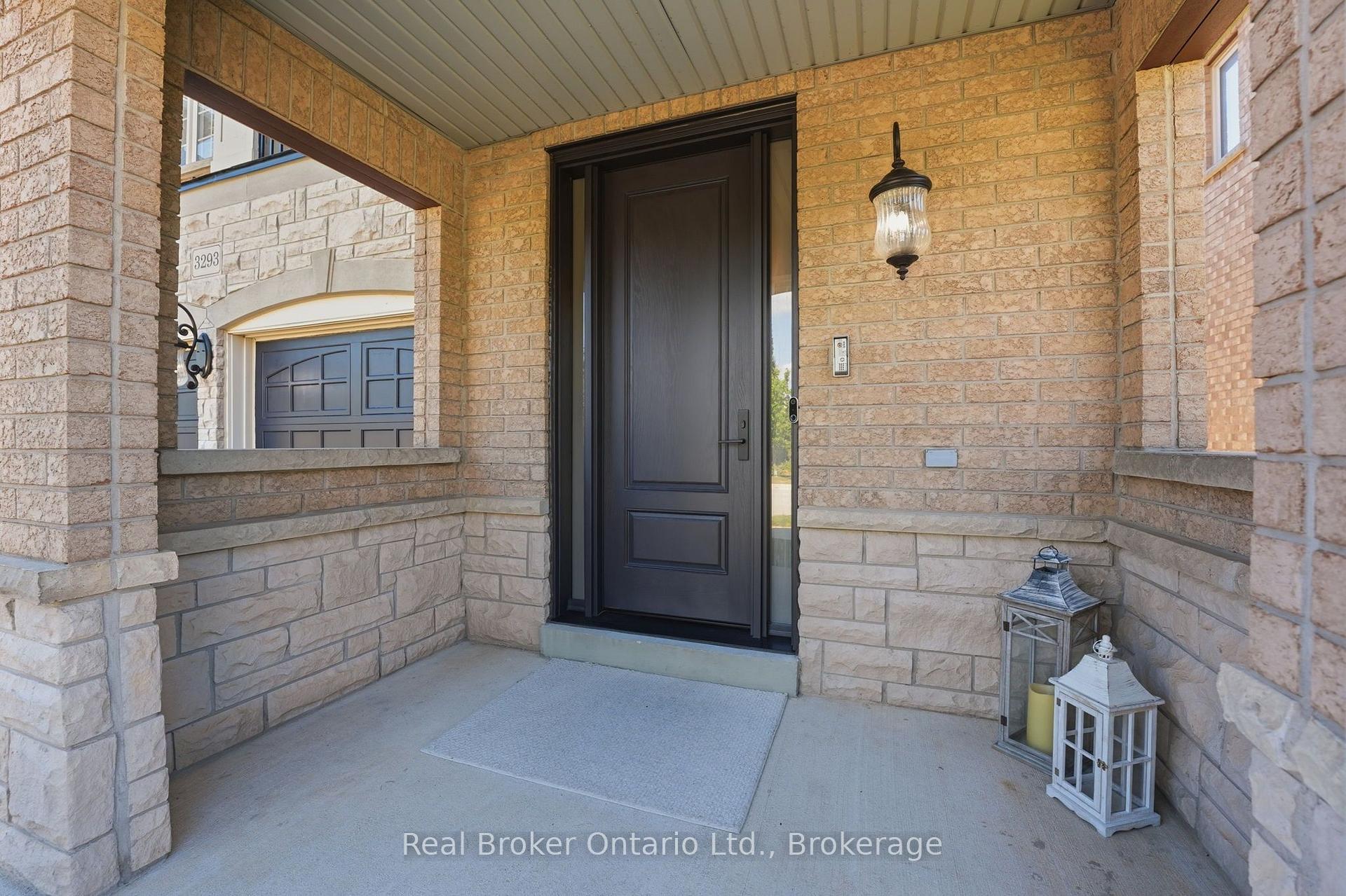 Photo 3 of 3293 Steeplechase Drive, Burlington, Alton — HOMEH