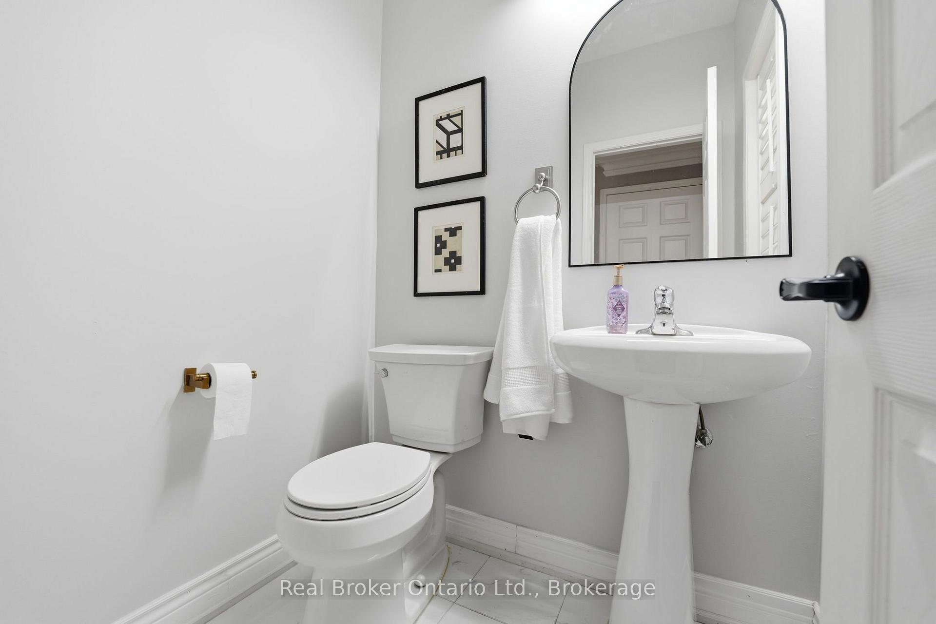 Photo 5 of 3293 Steeplechase Drive, Burlington, Alton — HOMEH
