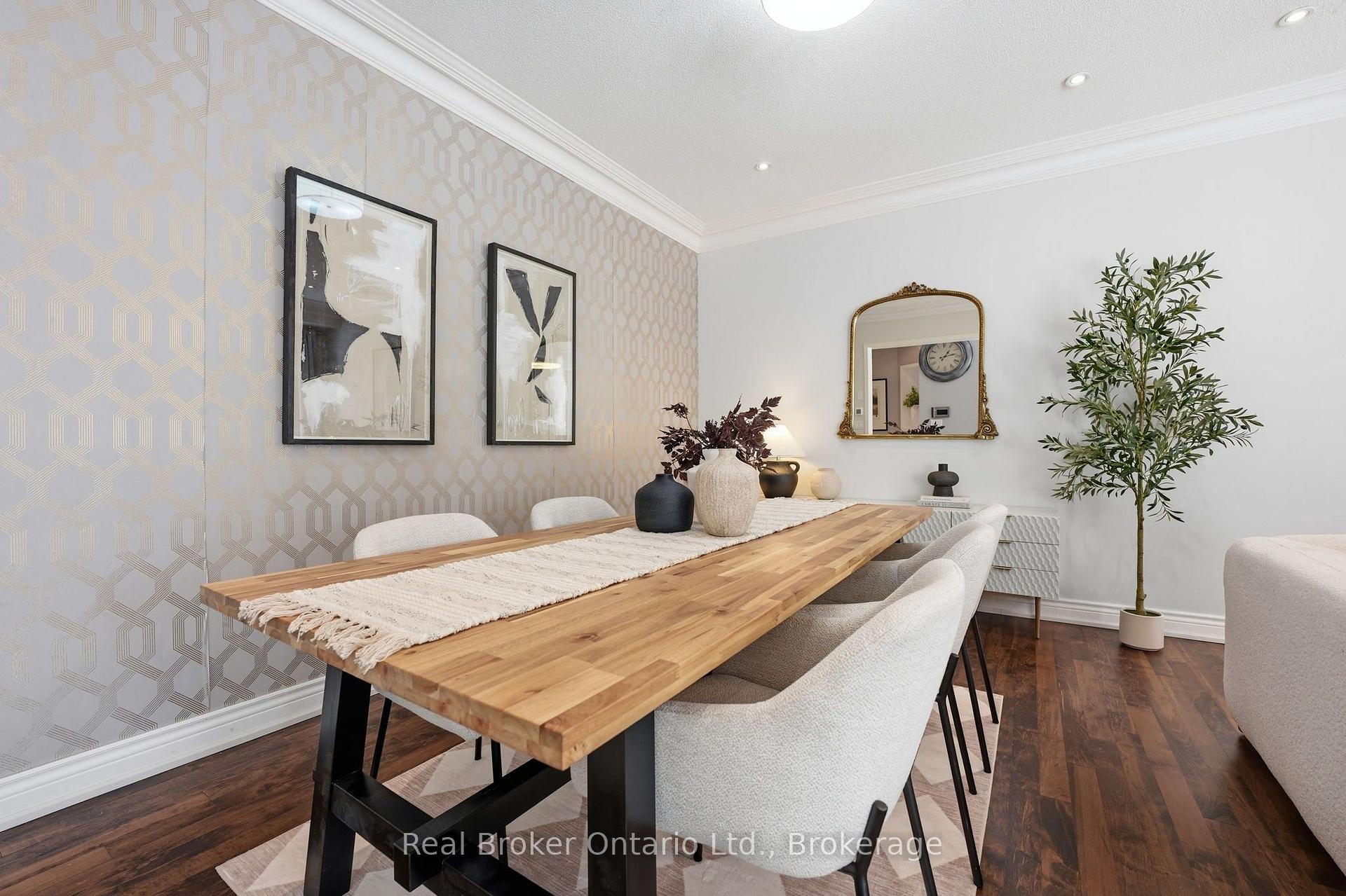 Photo 7 of 3293 Steeplechase Drive, Burlington, Alton — HOMEH