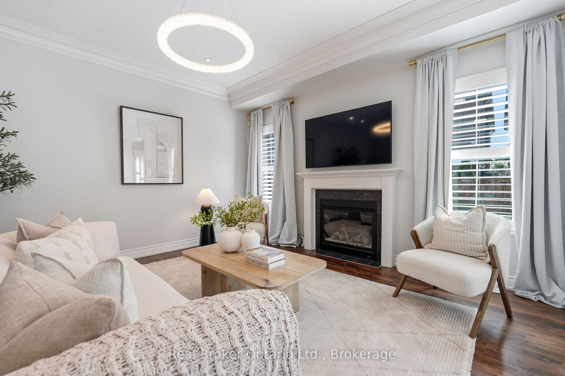 Photo 8 of 3293 Steeplechase Drive, Burlington, Alton — HOMEH