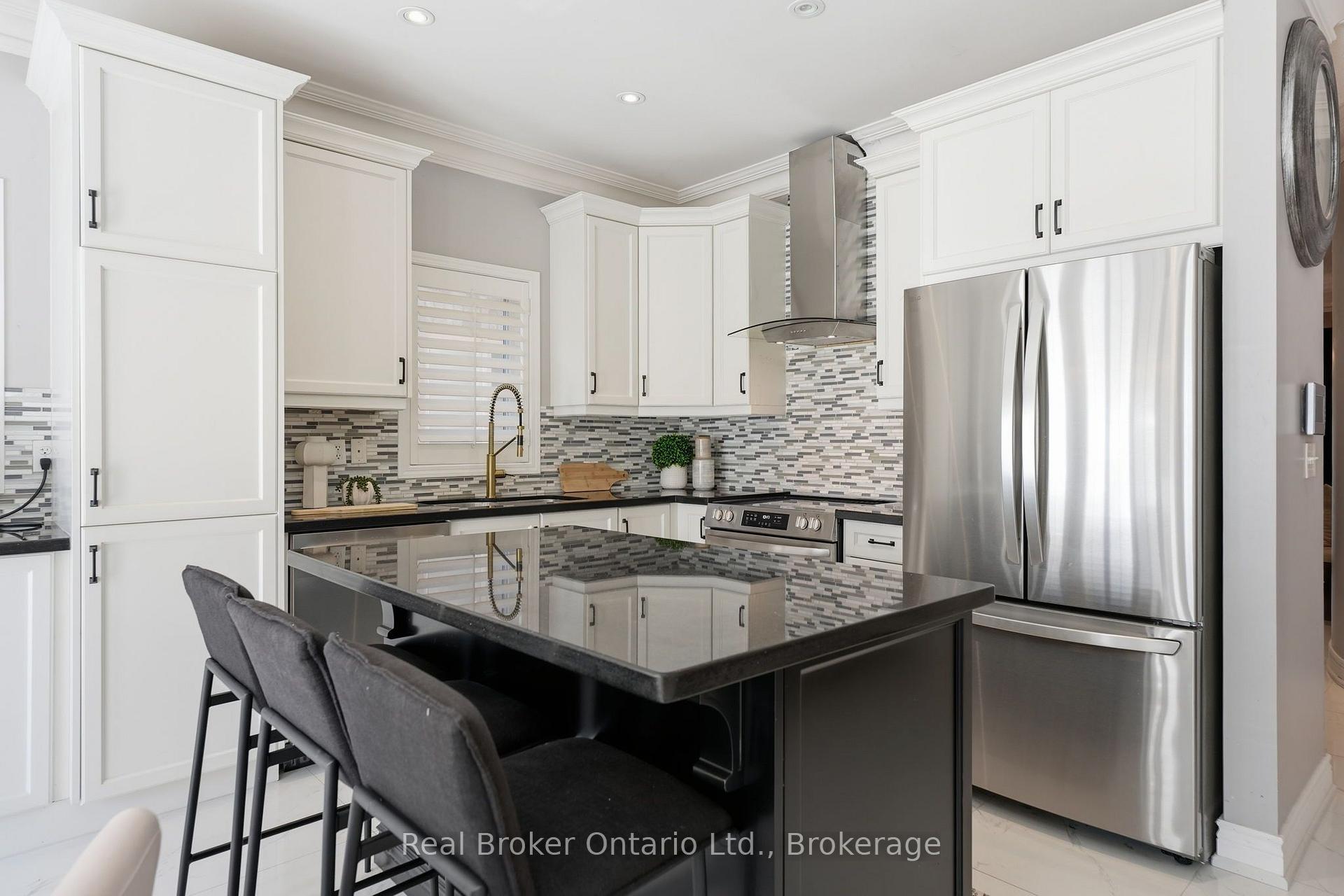 Photo 13 of 3293 Steeplechase Drive, Burlington, Alton — HOMEH