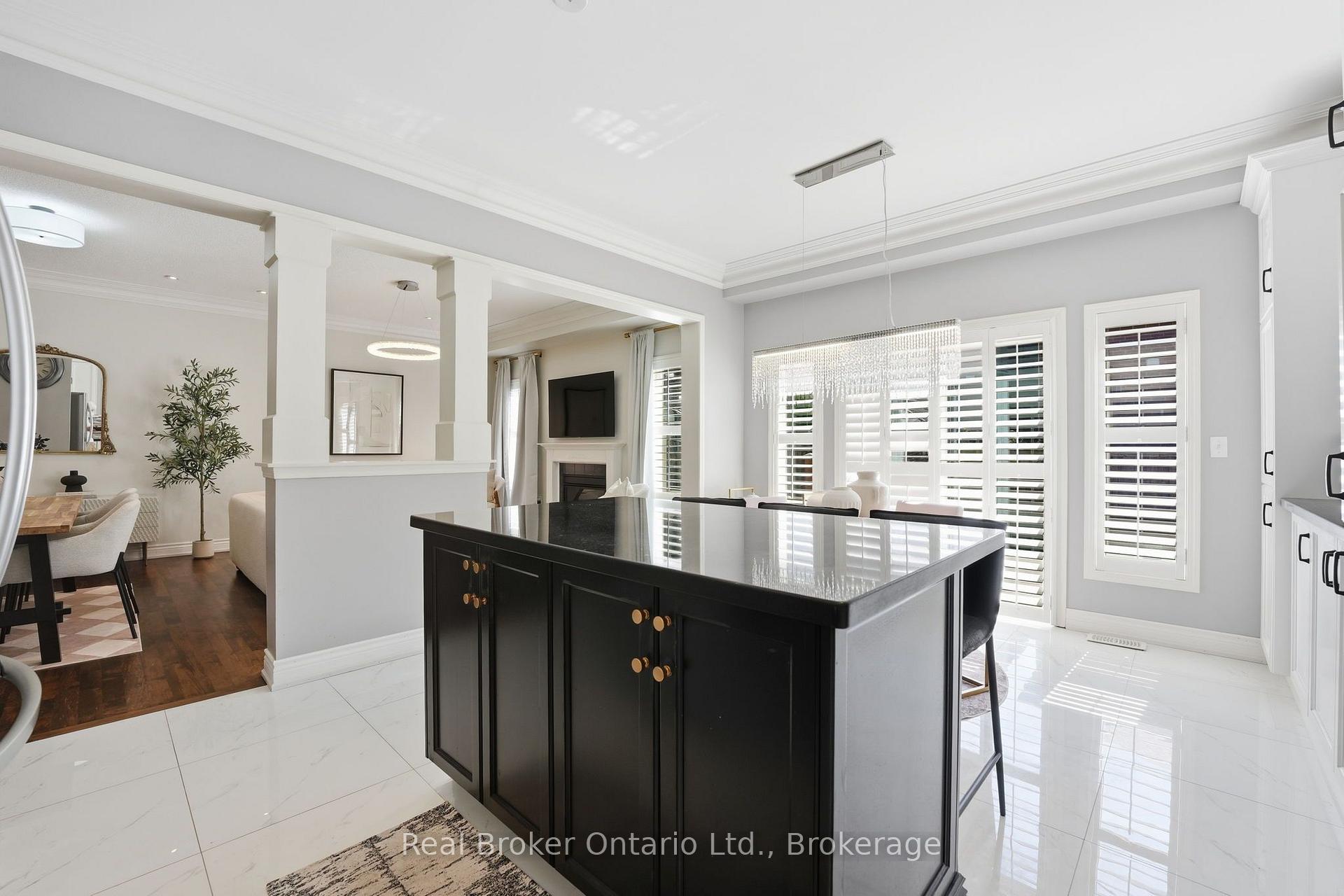 Photo 15 of 3293 Steeplechase Drive, Burlington, Alton — HOMEH