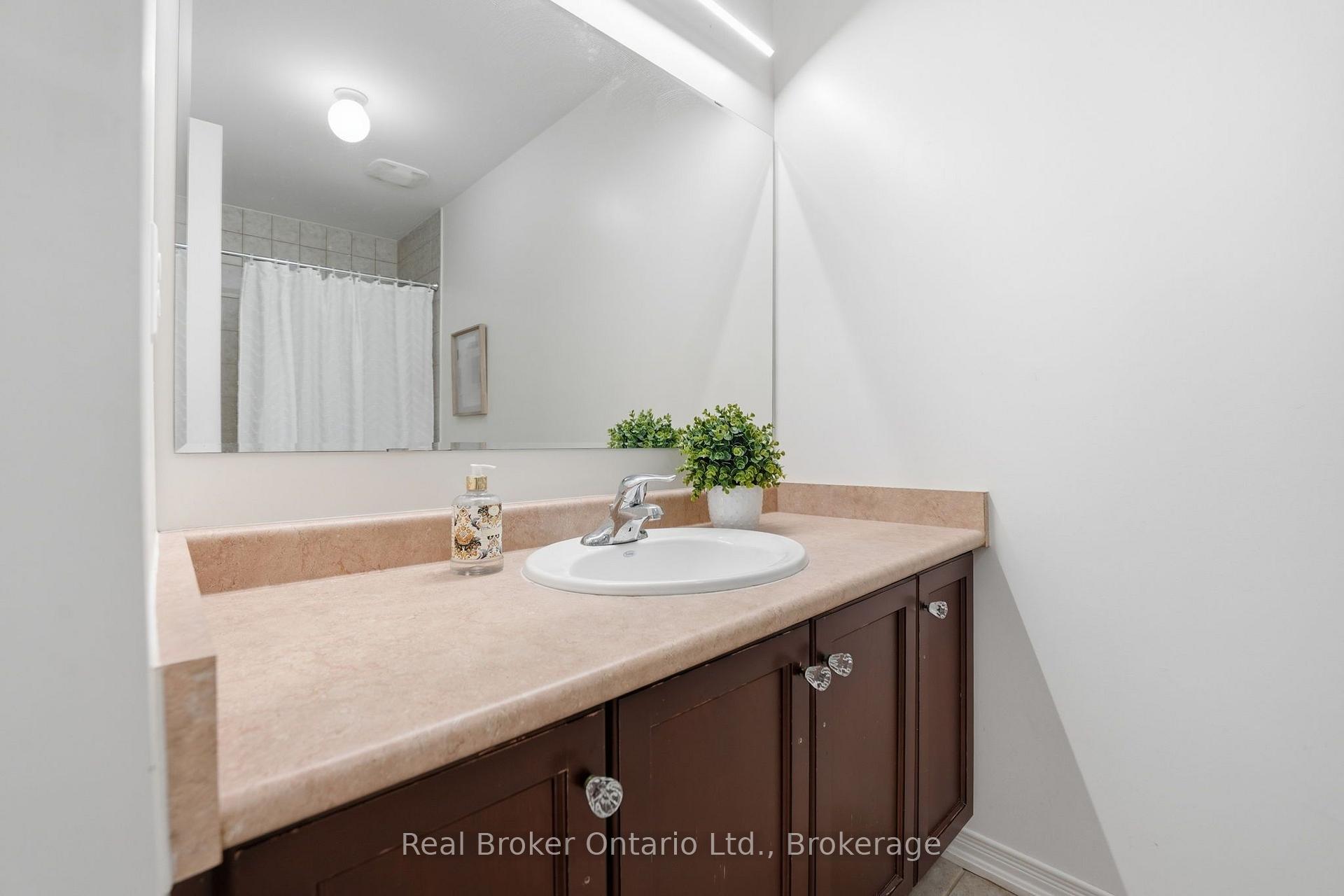 Photo 33 of 3293 Steeplechase Drive, Burlington, Alton — HOMEH