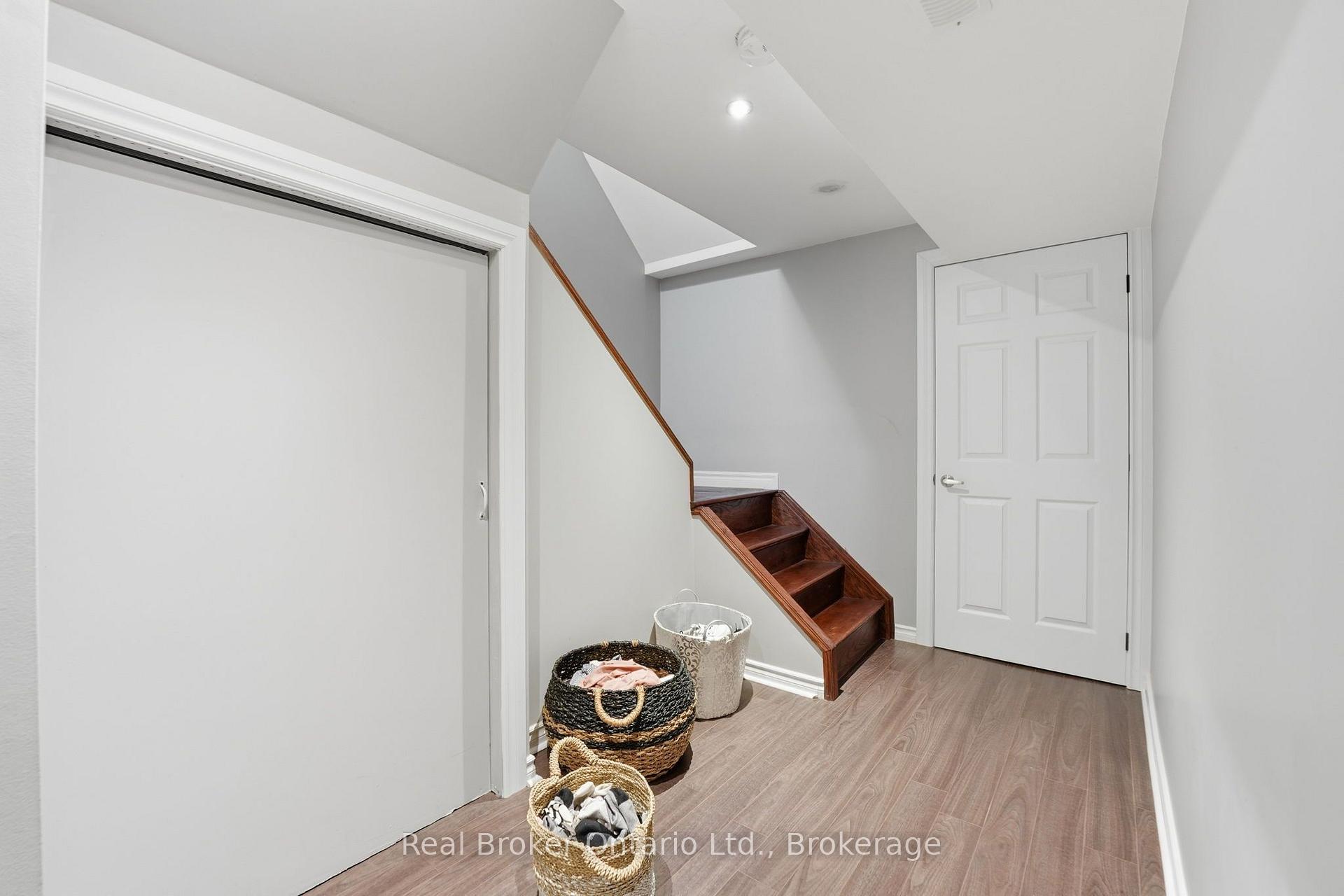 Photo 36 of 3293 Steeplechase Drive, Burlington, Alton — HOMEH