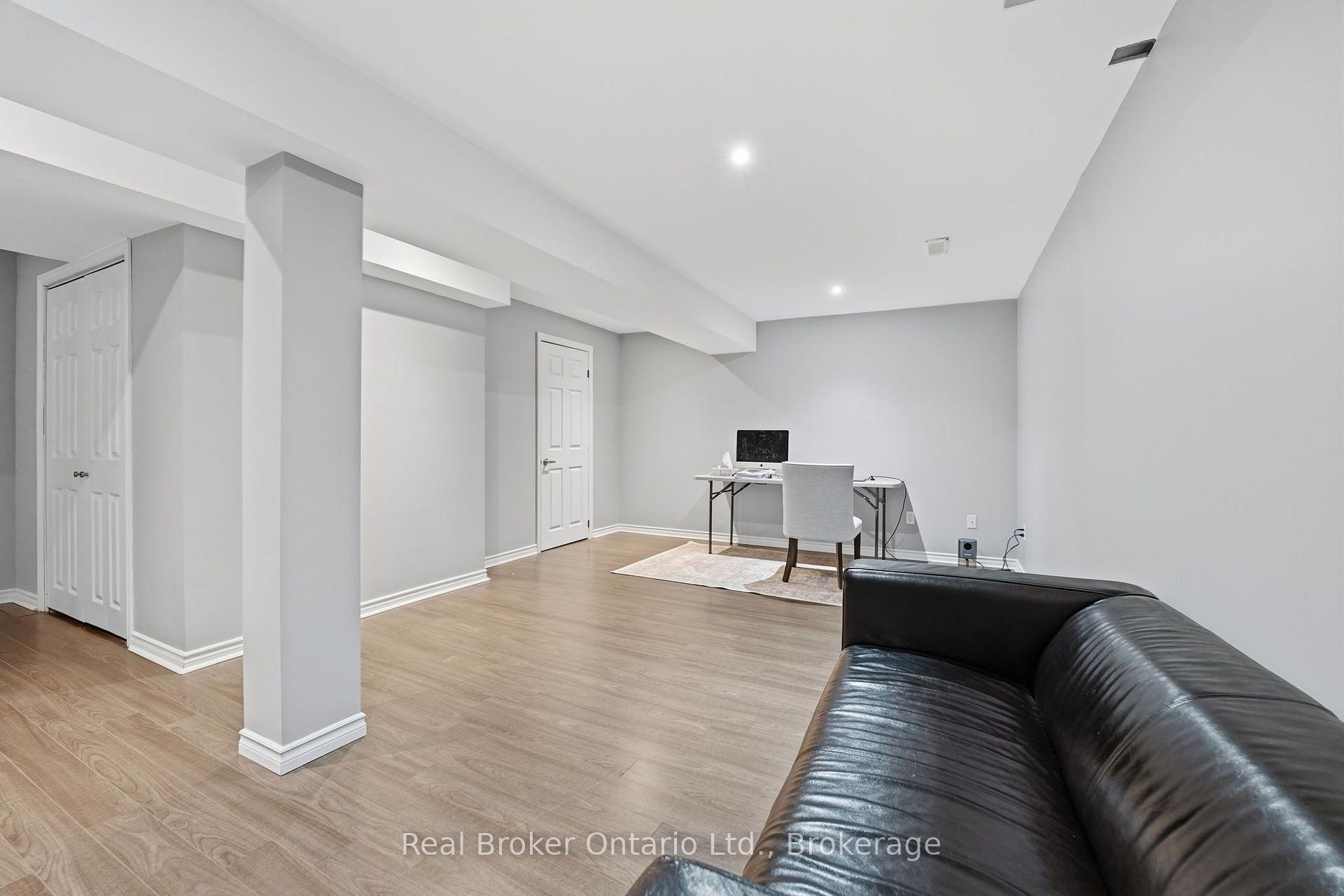 Photo 38 of 3293 Steeplechase Drive, Burlington, Alton — HOMEH