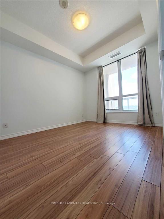 Photo 5 of Unit 927, 8323 Kennedy Road, Markham, Village Green-South Unionville — HOMEH