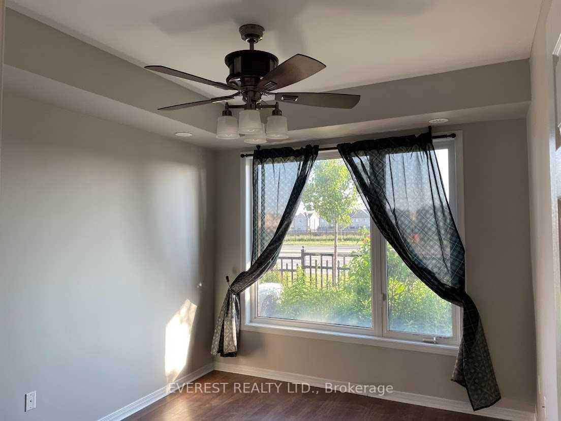 Photo 4 of Unit 109, 54 Sky Harbour Drive, Brampton, Bram West — HOMEH