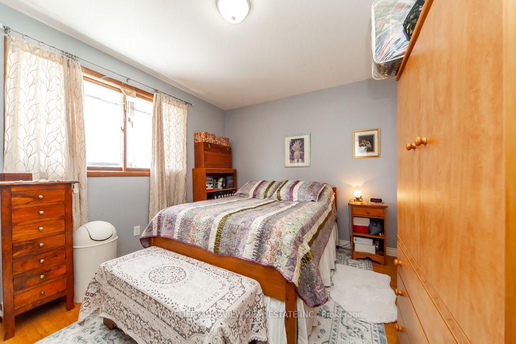 Photo 17 of 37 Allan Drive, St. Catharines, Fairview — HOMEH