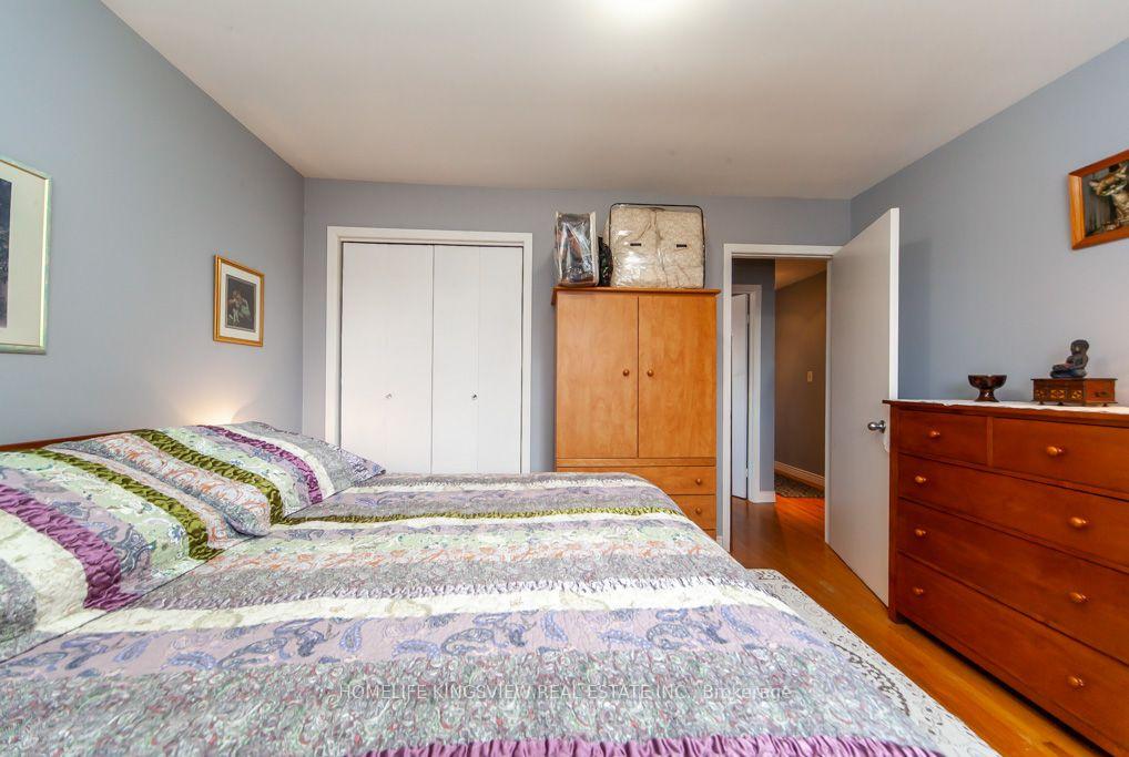Photo 18 of 37 Allan Drive, St. Catharines, Fairview — HOMEH