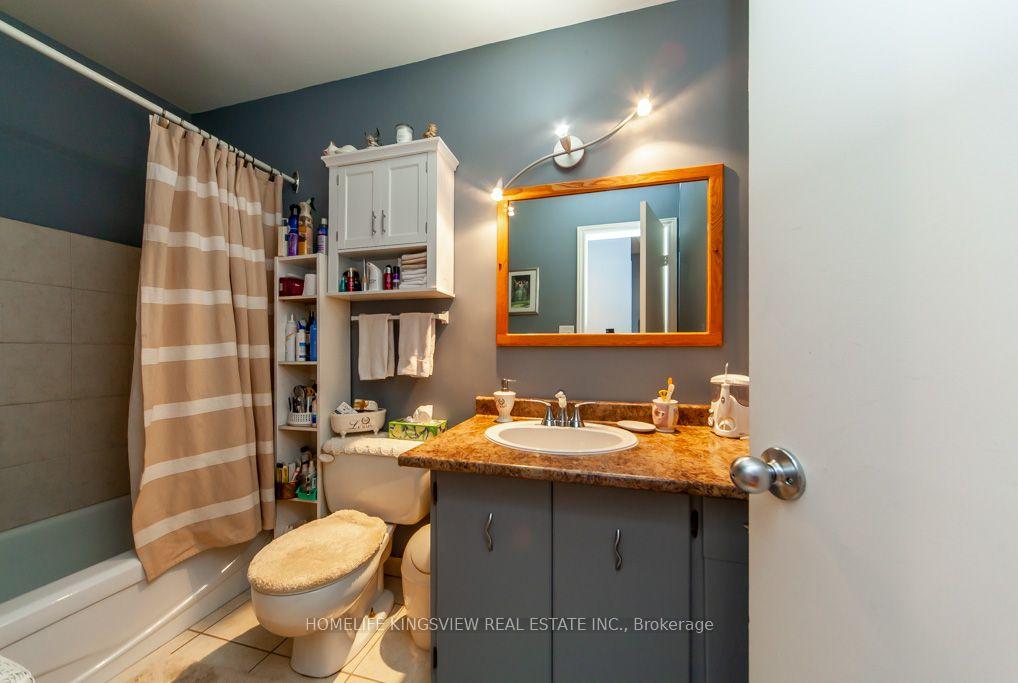 Photo 21 of 37 Allan Drive, St. Catharines, Fairview — HOMEH