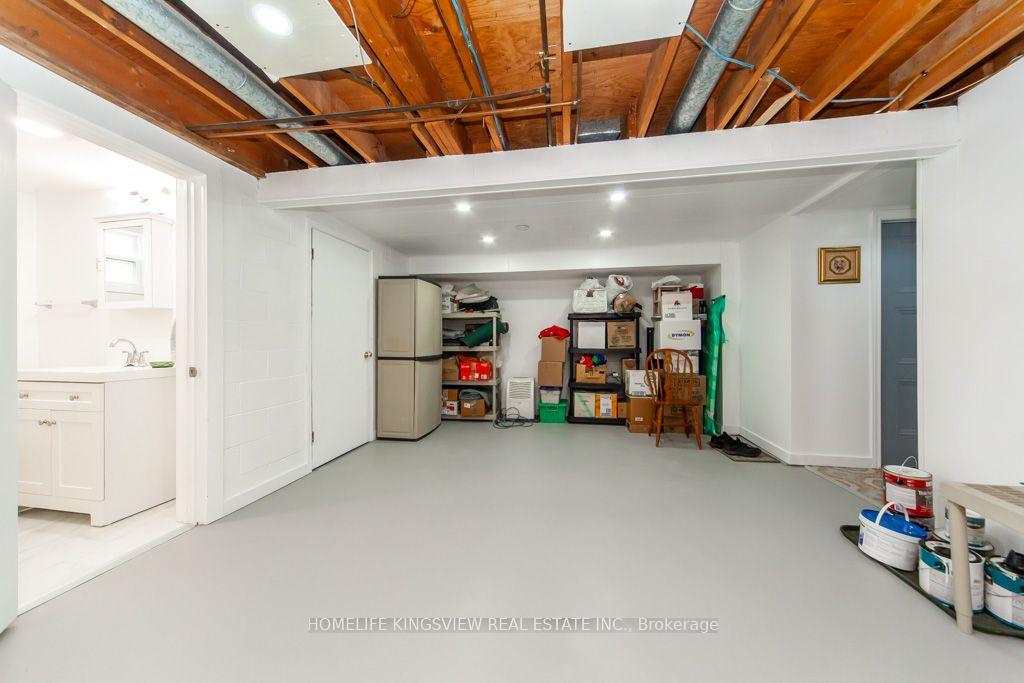 Photo 30 of 37 Allan Drive, St. Catharines, Fairview — HOMEH