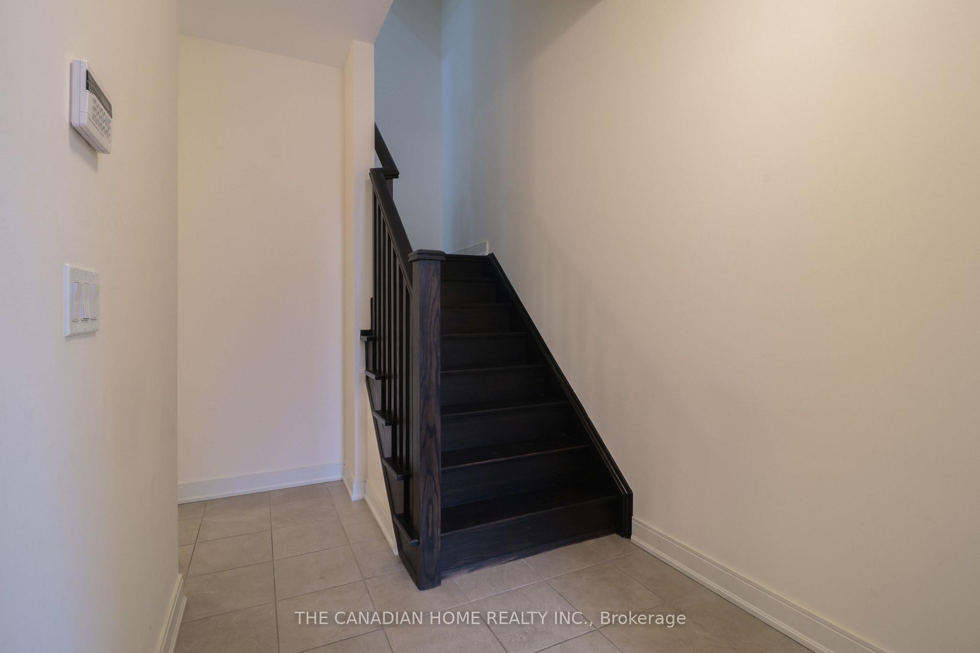 Photo 7 of 433 Veterans Drive, Brampton, Northwest Brampton — HOMEH
