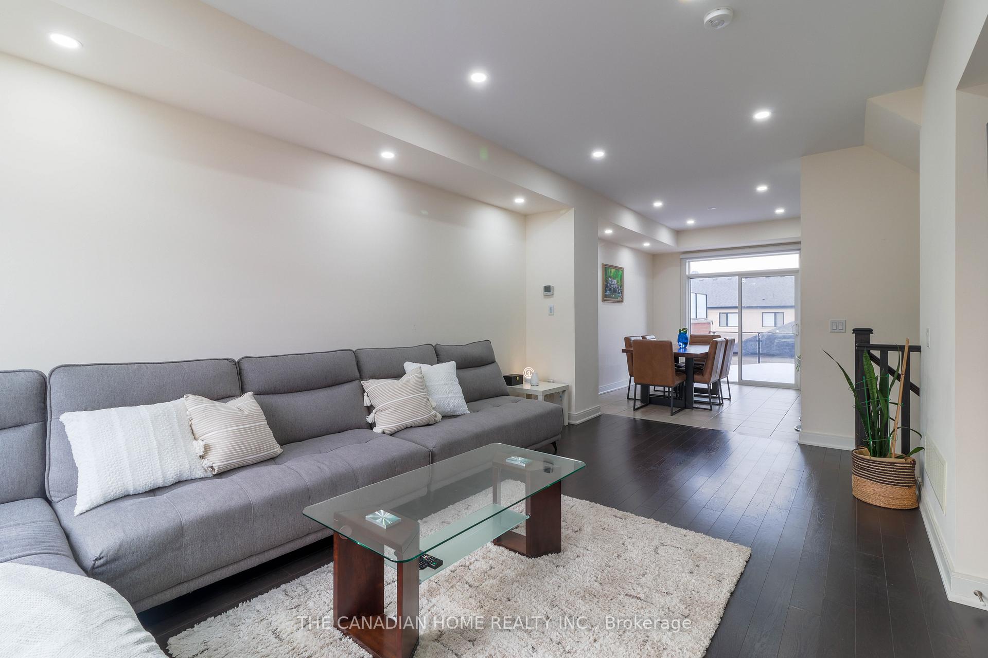 Photo 14 of 433 Veterans Drive, Brampton, Northwest Brampton — HOMEH