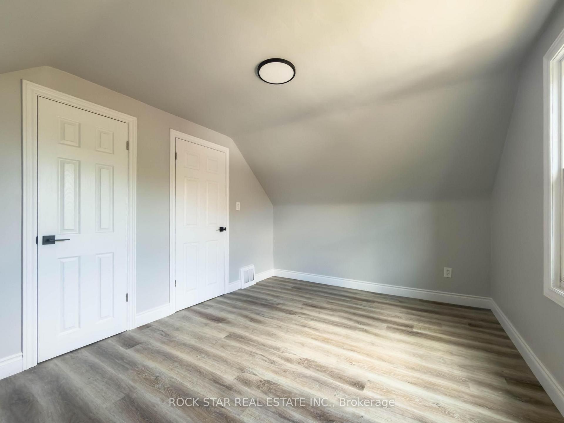 Photo 22 of 20 Patricia Place, Hamilton, Raleigh — HOMEH
