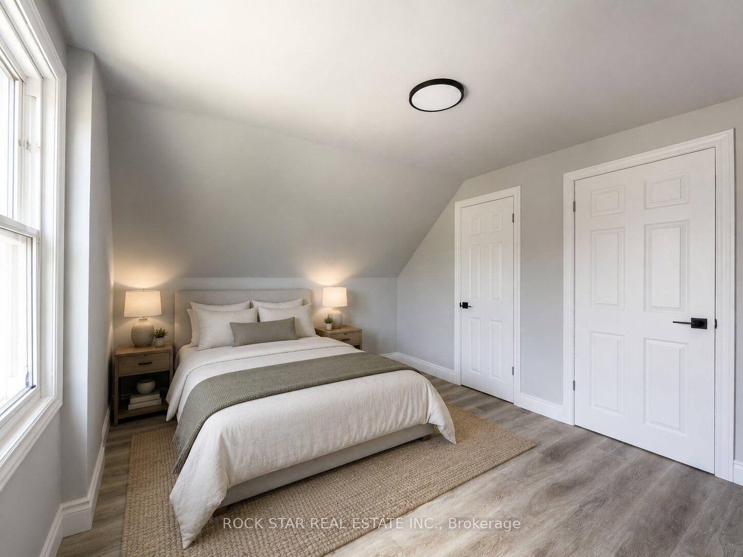 Photo 26 of 20 Patricia Place, Hamilton, Raleigh — HOMEH