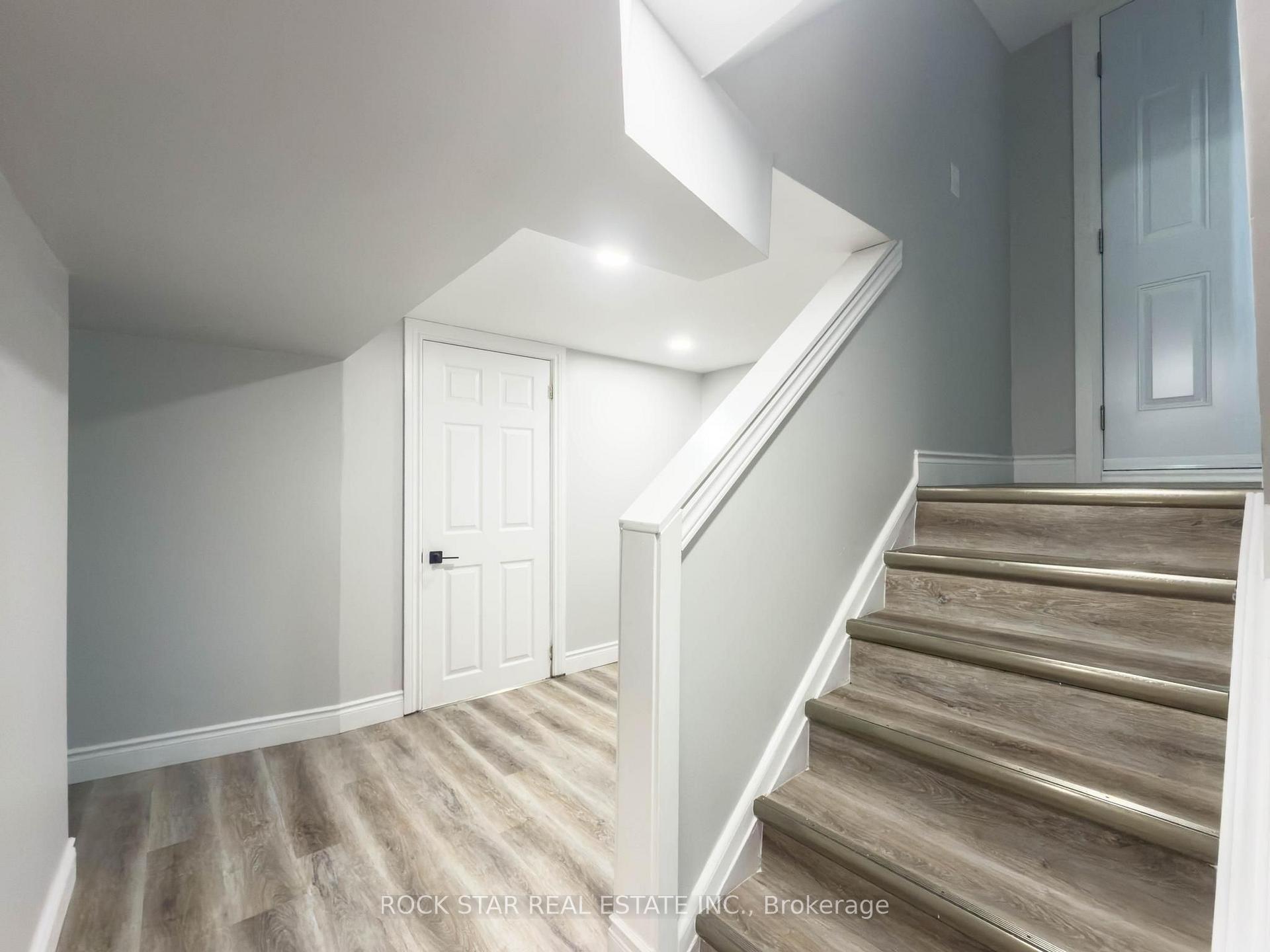 Photo 32 of 20 Patricia Place, Hamilton, Raleigh — HOMEH