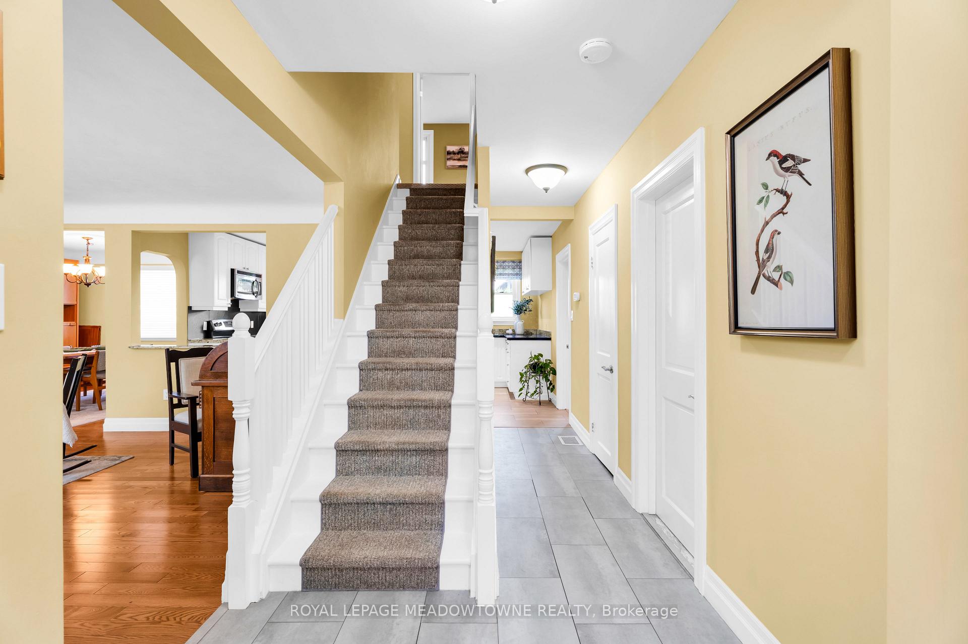 Photo 7 of 33 Parker Avenue, Hamilton, Ancaster — HOMEH