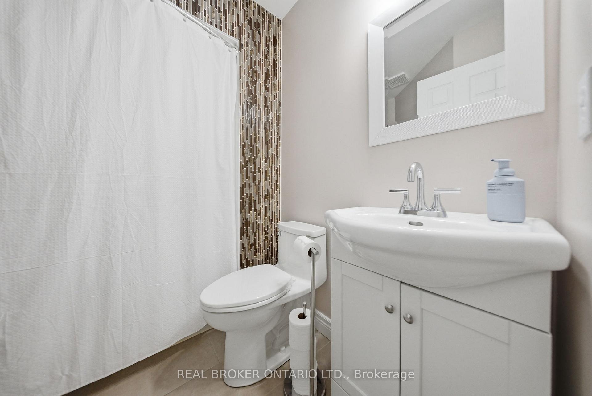 Photo 21 of 29 Alder Street, Orangeville — HOMEH