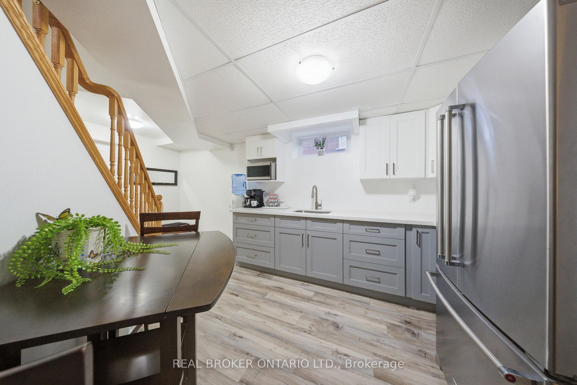 Photo 22 of 29 Alder Street, Orangeville — HOMEH
