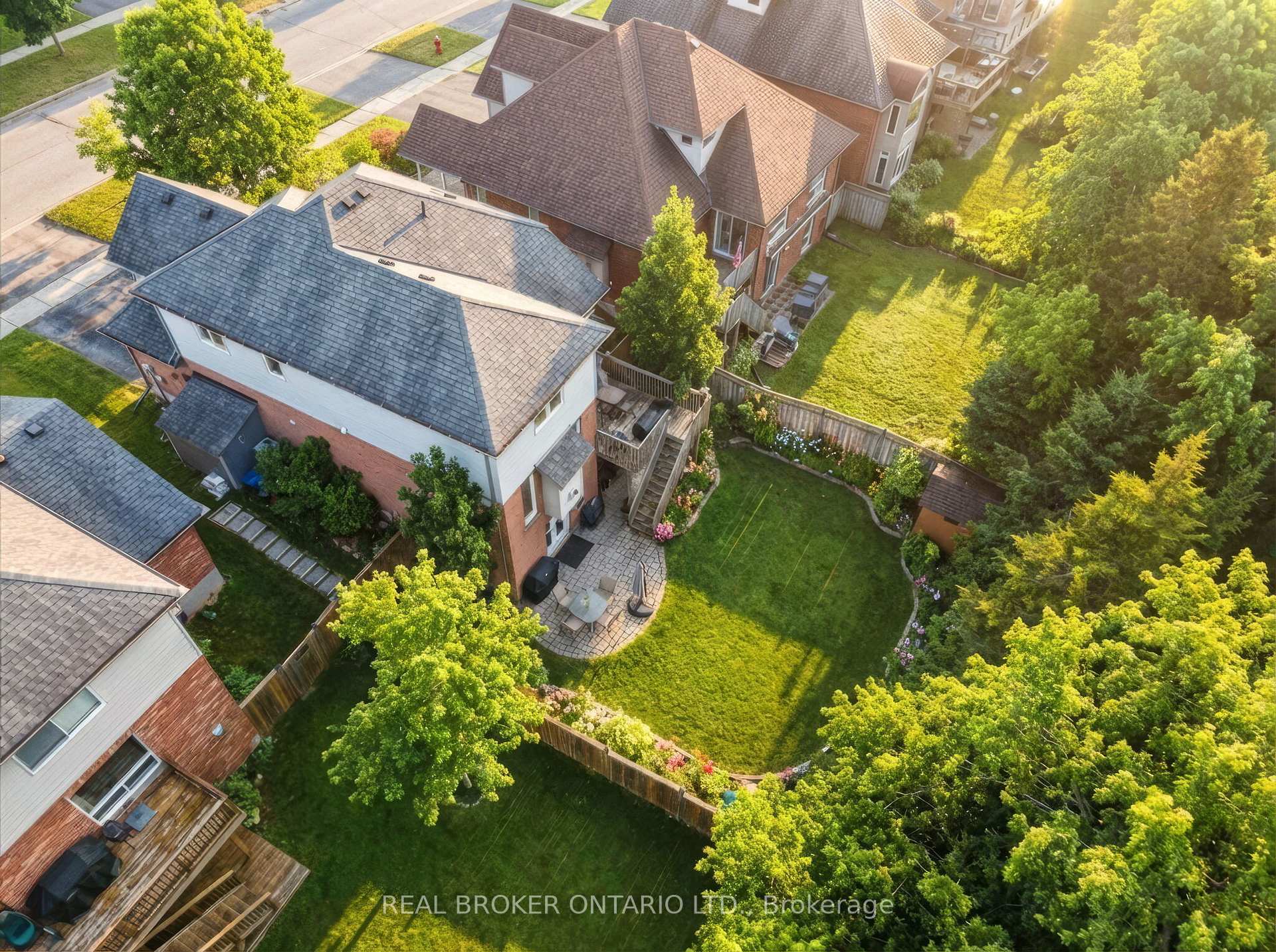 Photo 35 of 29 Alder Street, Orangeville — HOMEH