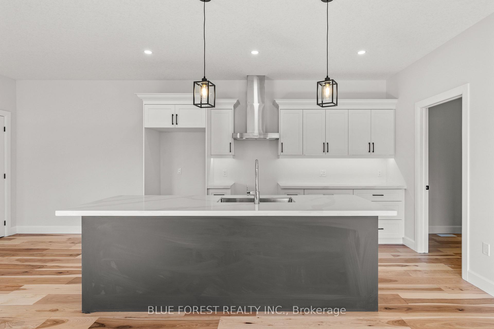 Photo 9 of 198 McRae Street, Southwest Middlesex, Glencoe — HOMEH