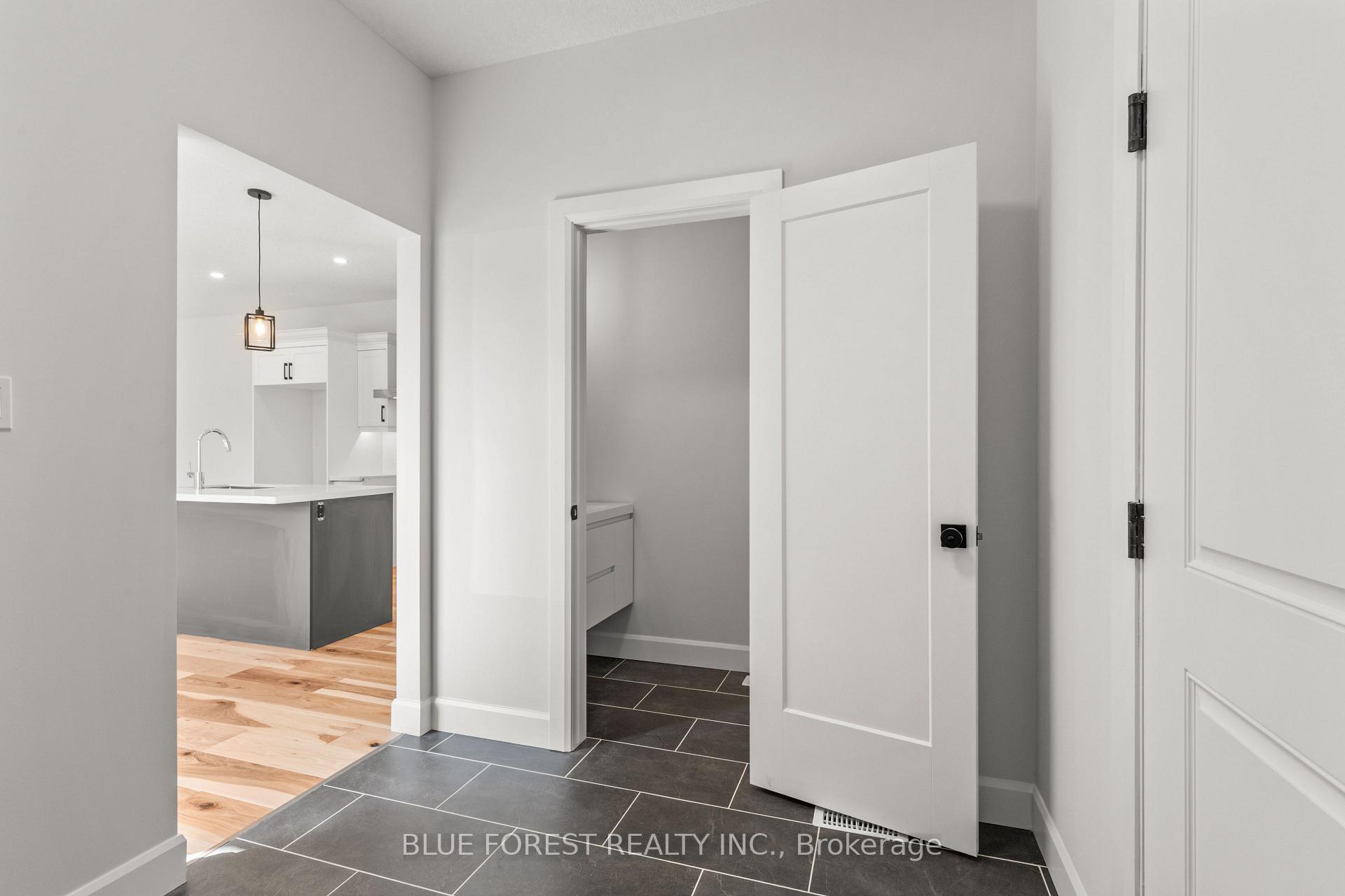 Photo 14 of 198 McRae Street, Southwest Middlesex, Glencoe — HOMEH