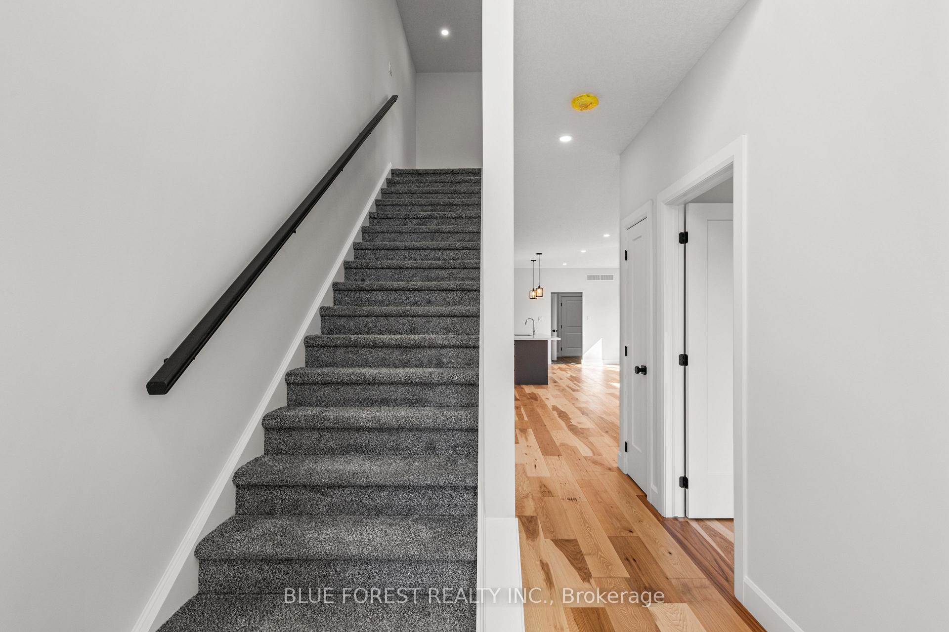 Photo 23 of 198 McRae Street, Southwest Middlesex, Glencoe — HOMEH