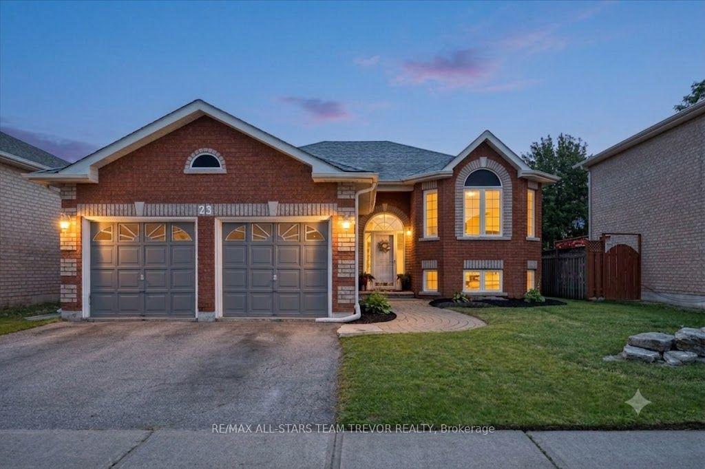 Photo 1 of 23 Dovedale Drive, Georgina, Keswick South — HOMEH