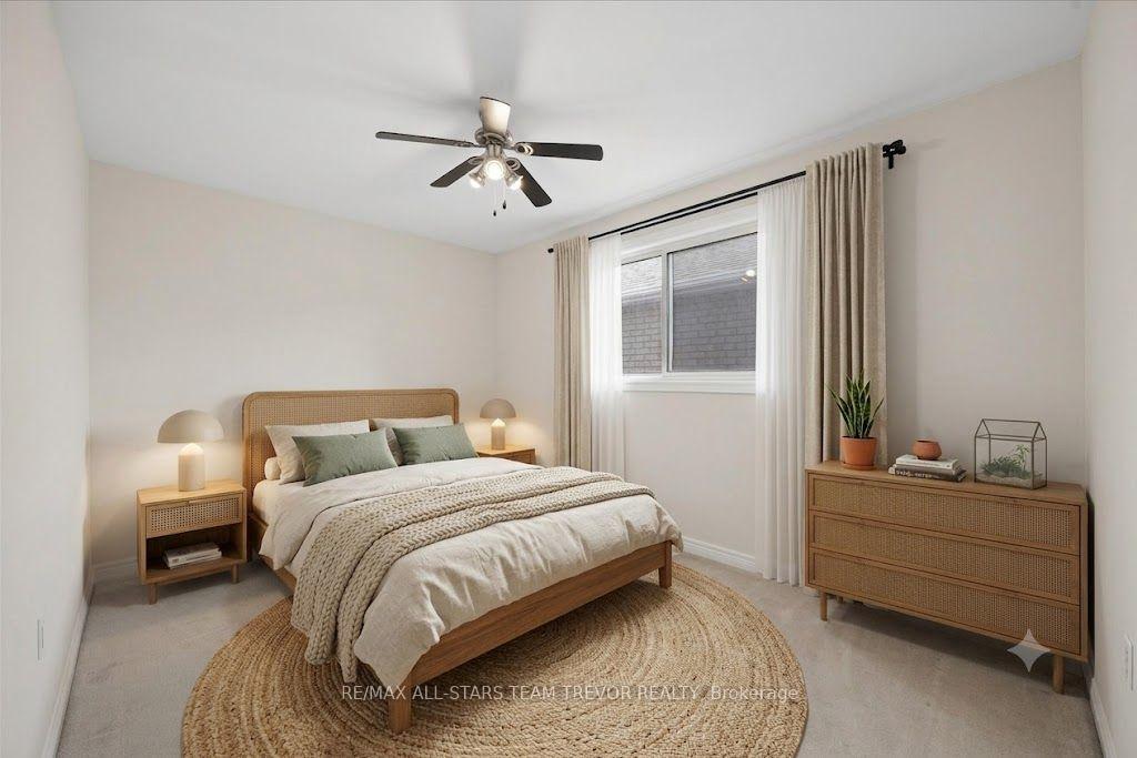 Photo 17 of 23 Dovedale Drive, Georgina, Keswick South — HOMEH