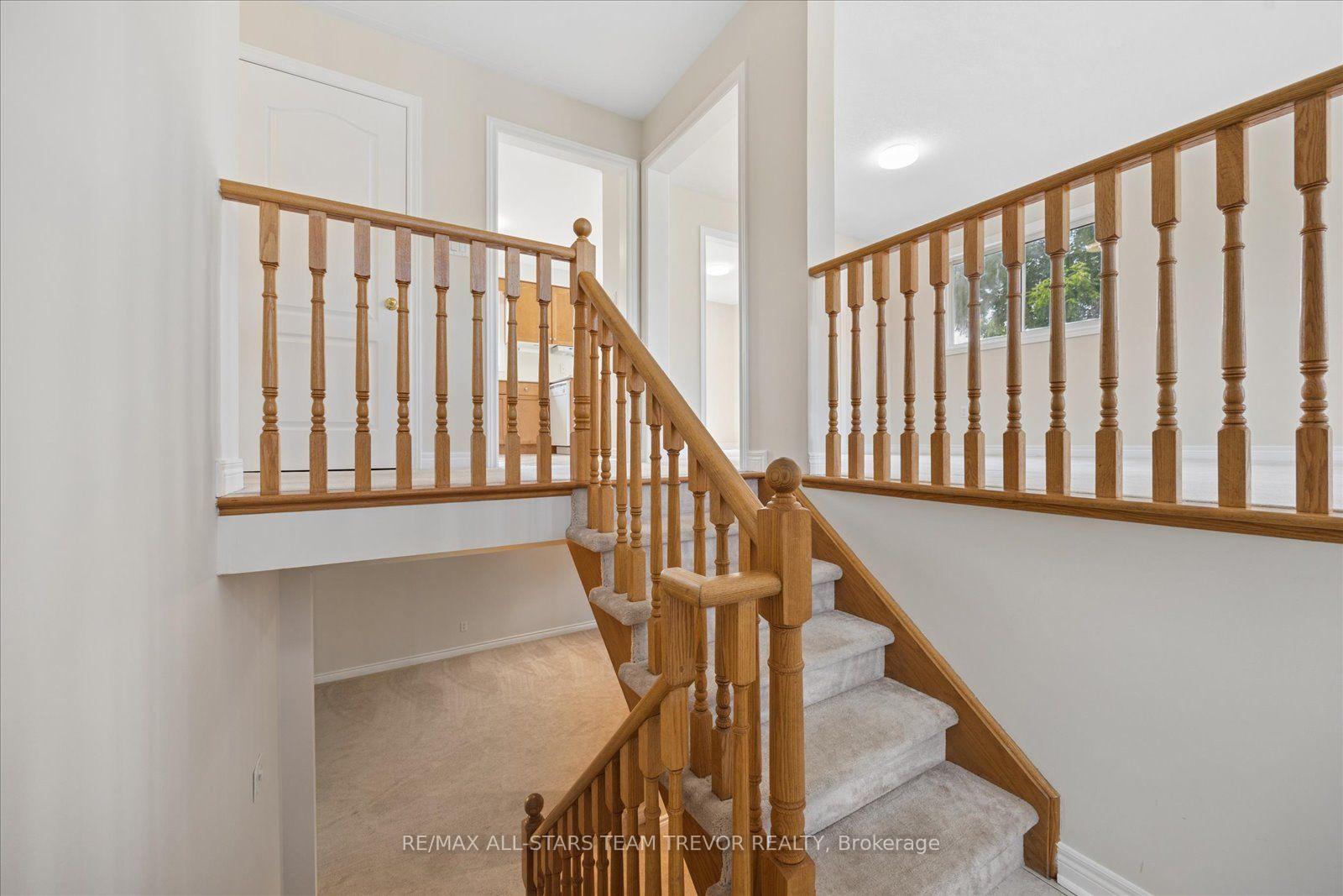 Photo 24 of 23 Dovedale Drive, Georgina, Keswick South — HOMEH