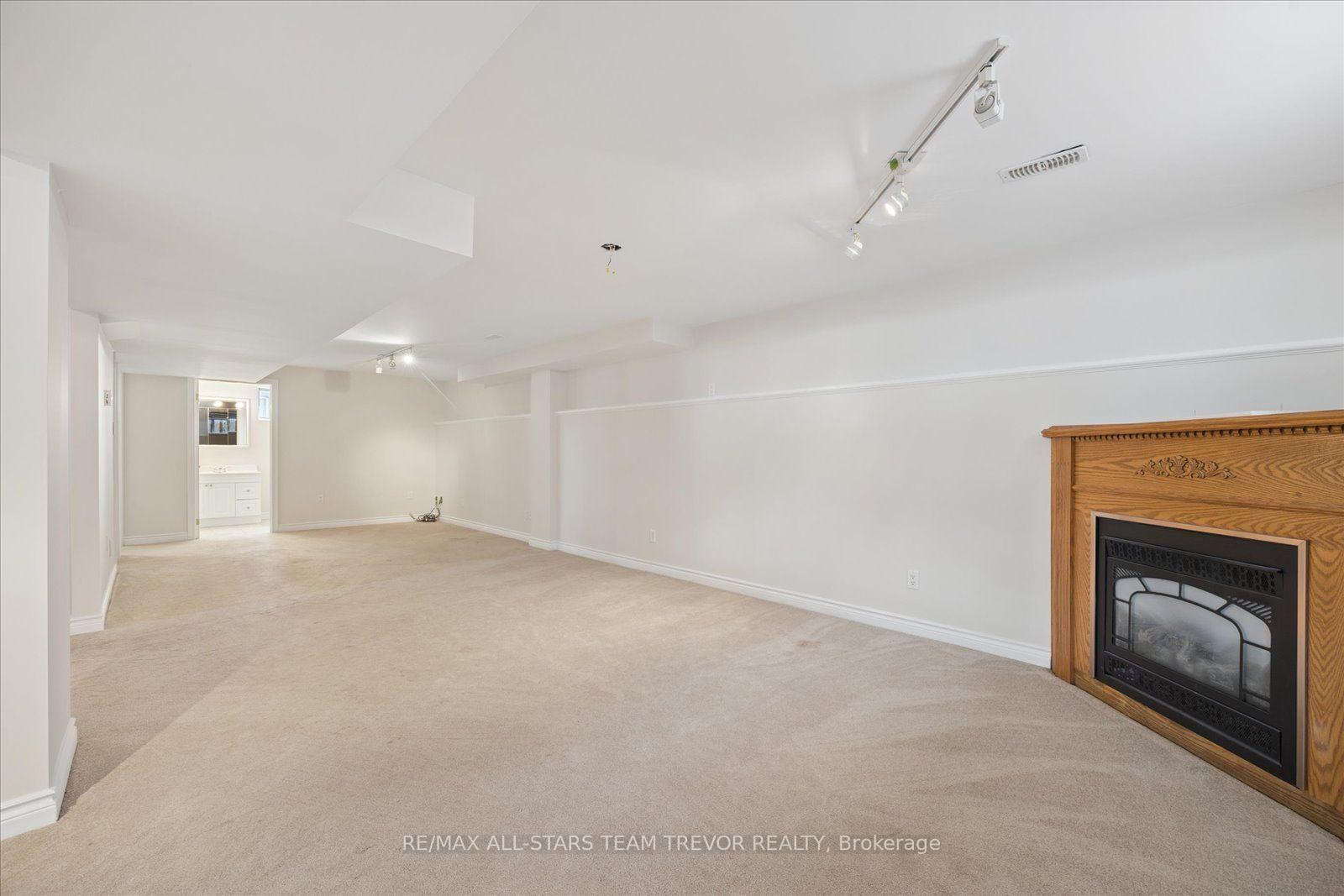 Photo 28 of 23 Dovedale Drive, Georgina, Keswick South — HOMEH