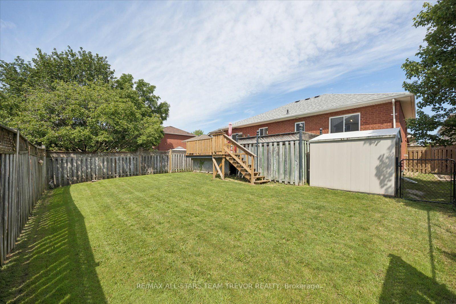 Photo 42 of 23 Dovedale Drive, Georgina, Keswick South — HOMEH