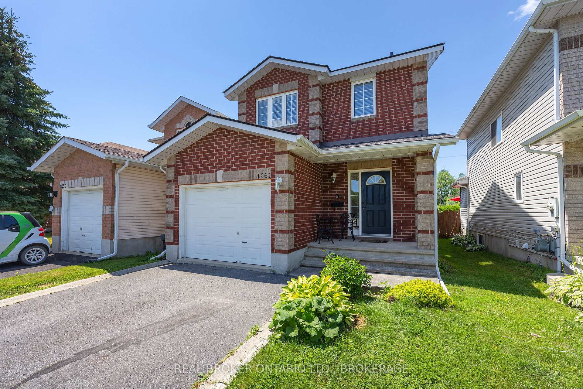 Photo 2 of 1261 Juniper Drive, Kingston, City Northwest — HOMEH