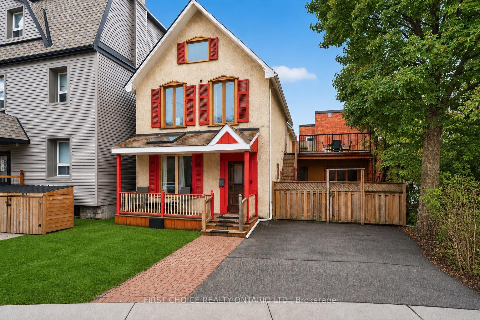 Photo 1 of 34 Gilmour Street, Ottawa, Ottawa Centre/Golden Triangle — HOMEH