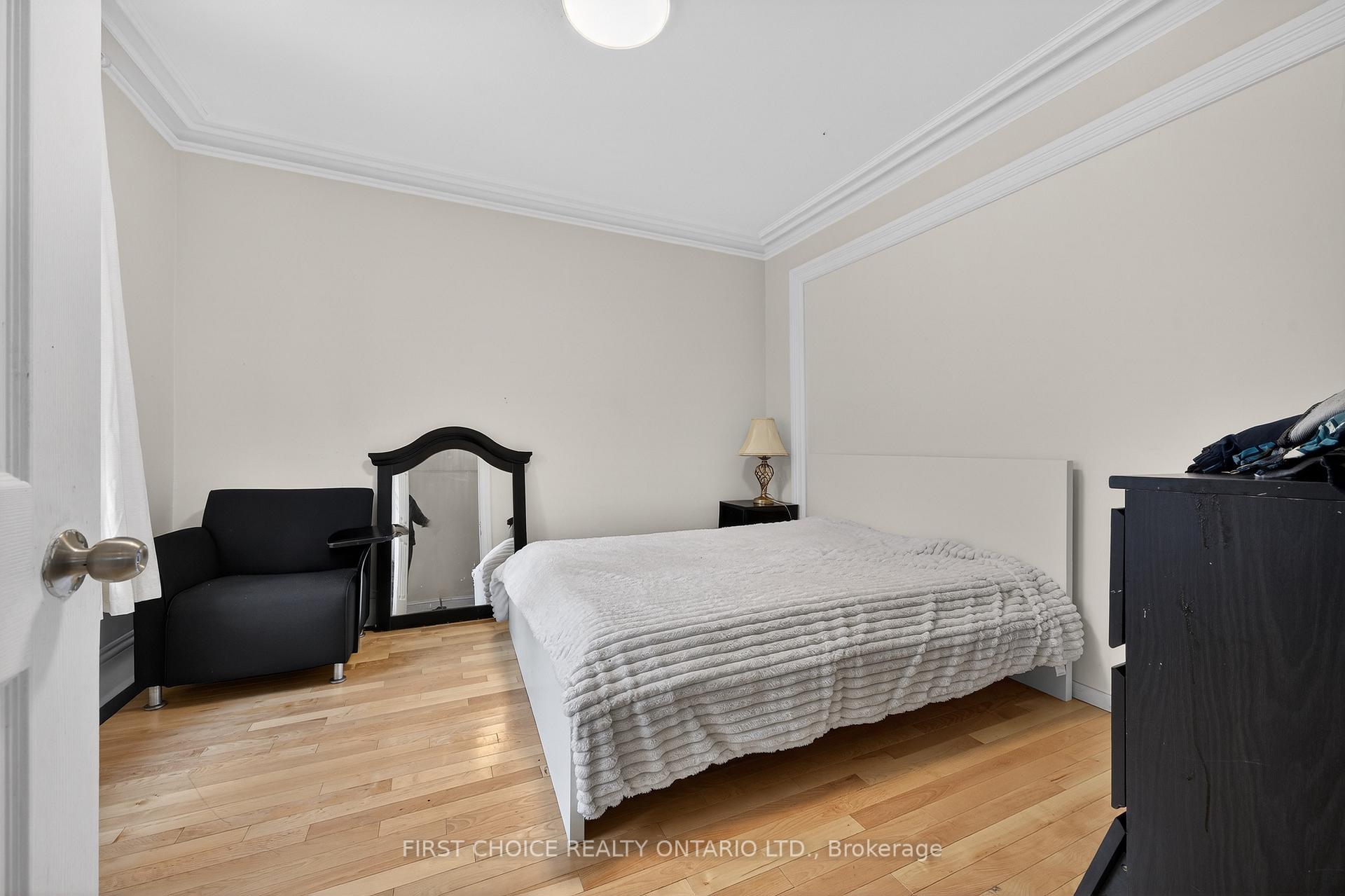 Photo 14 of 34 Gilmour Street, Ottawa, Ottawa Centre/Golden Triangle — HOMEH