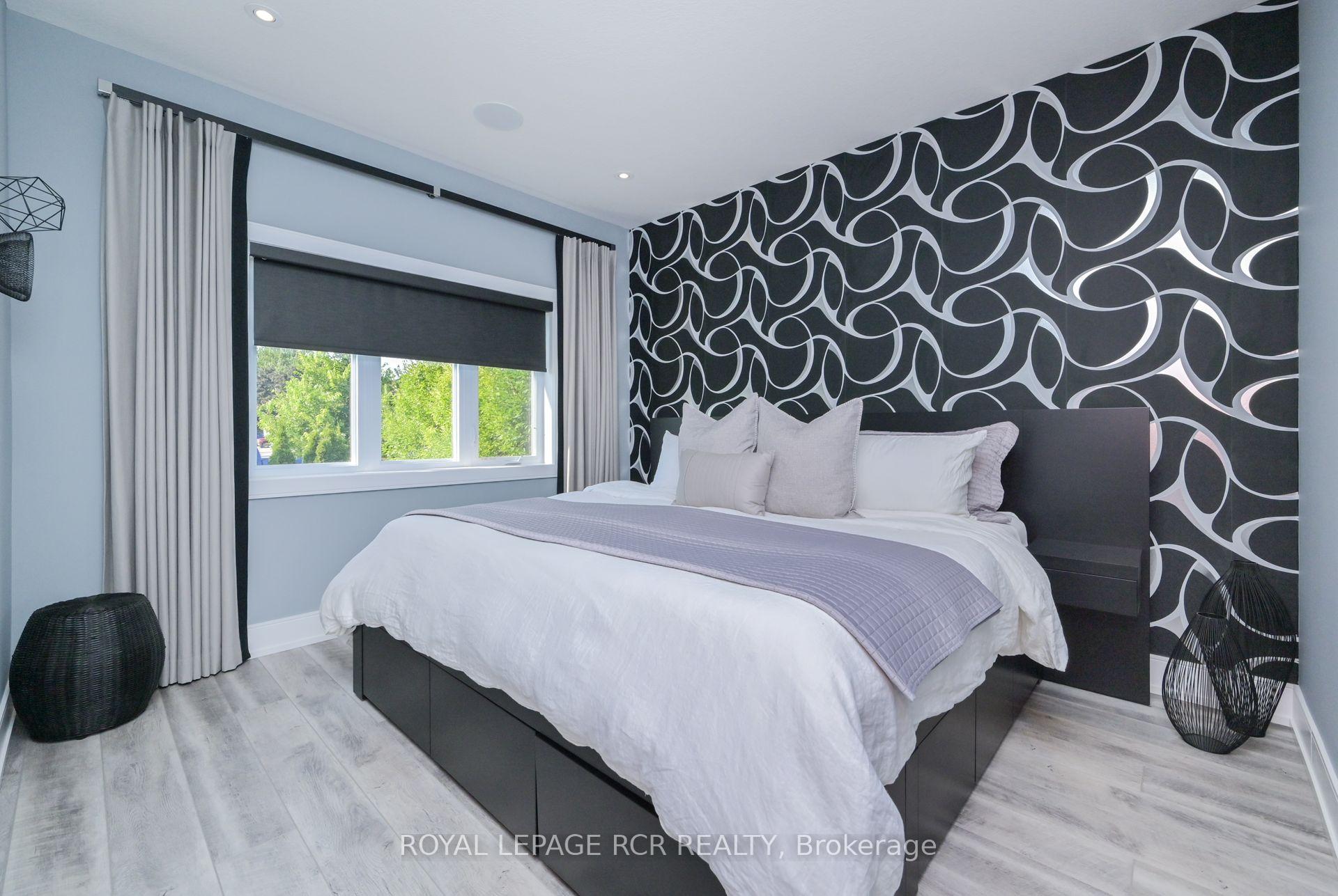 Photo 11 of 19 Dover Lane, Centre Wellington, Fergus — HOMEH
