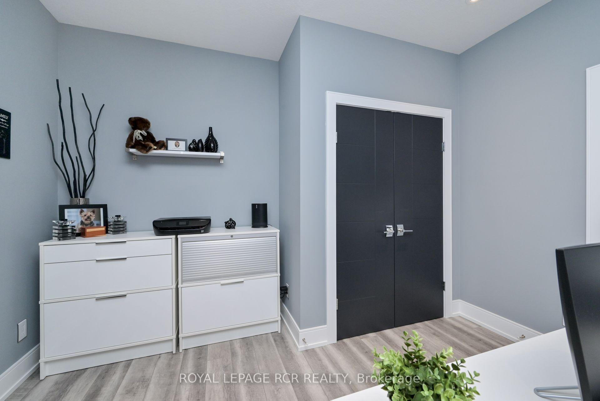 Photo 14 of 19 Dover Lane, Centre Wellington, Fergus — HOMEH