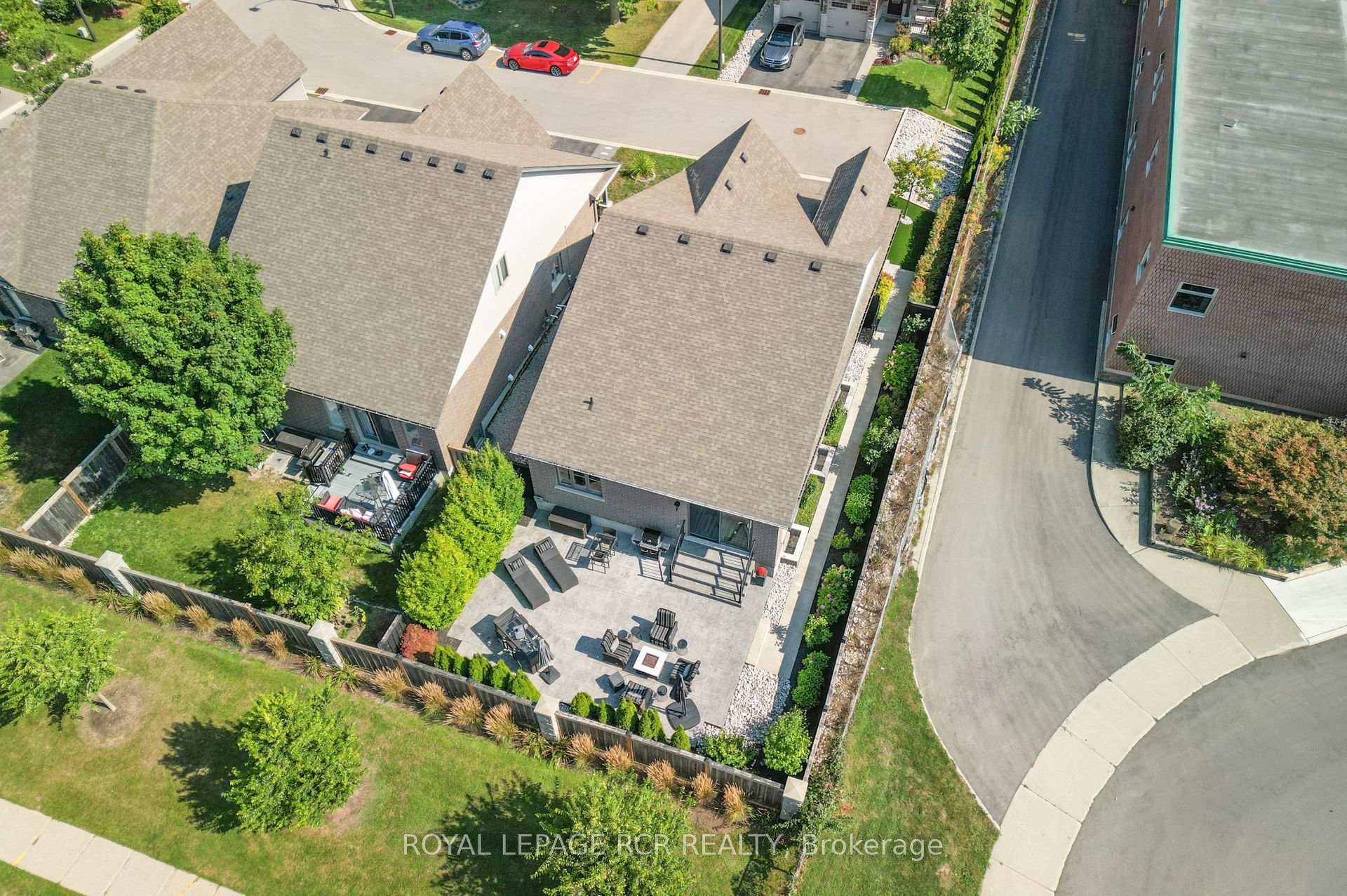 Photo 29 of 19 Dover Lane, Centre Wellington, Fergus — HOMEH