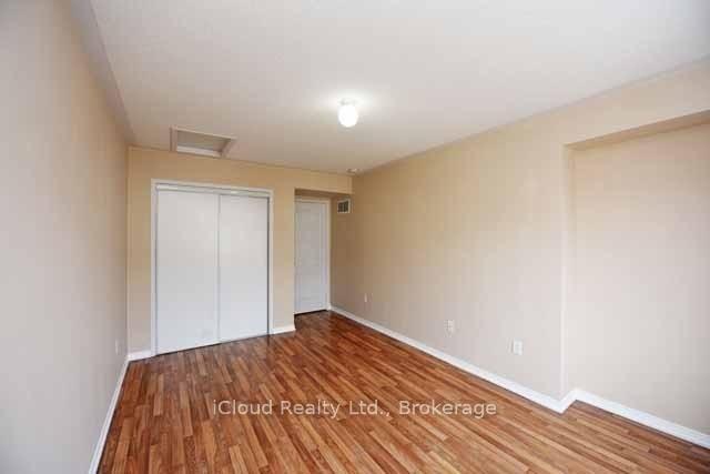 Photo 9 of Unit 23, 2480 Post Road, Oakville, River Oaks — HOMEH
