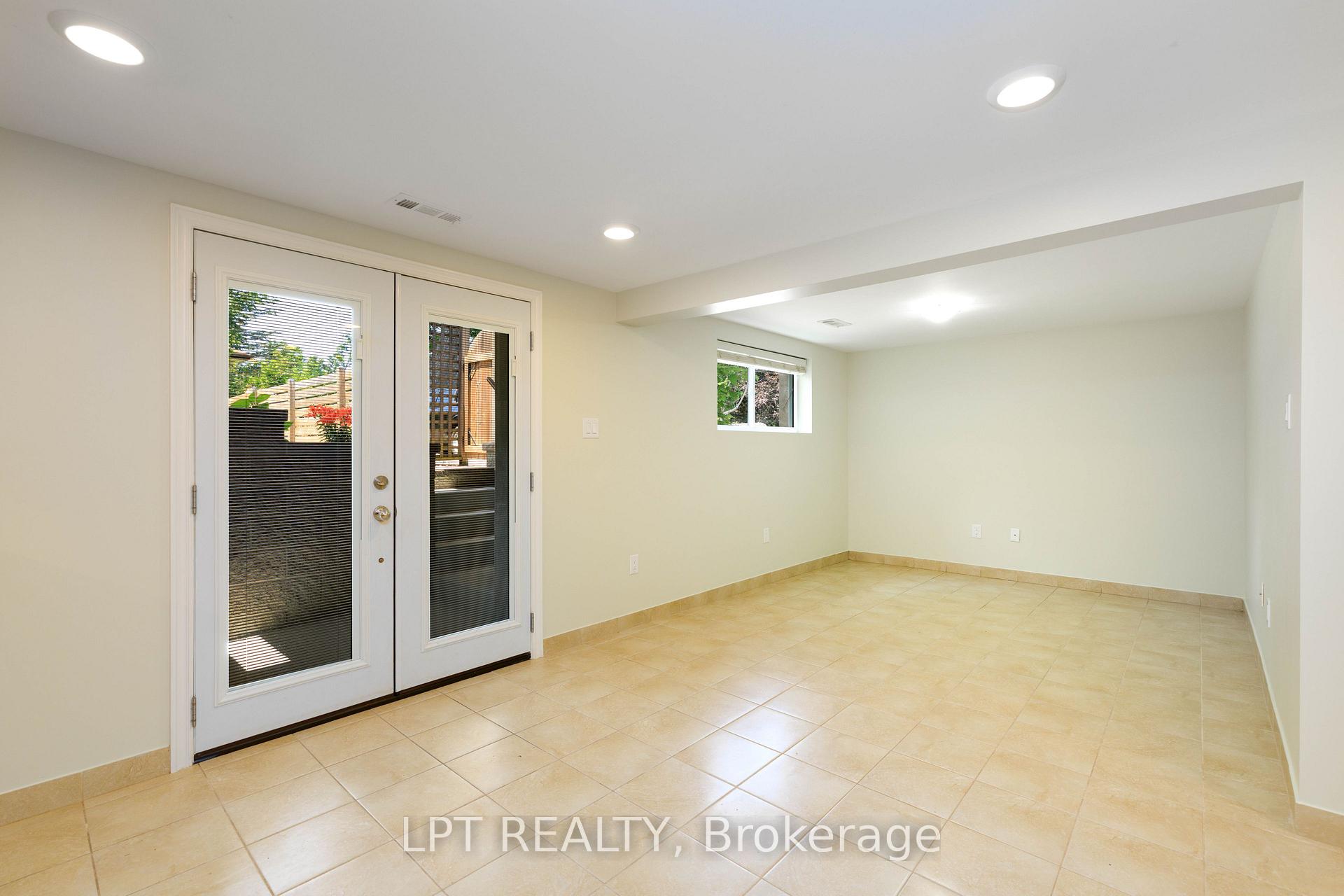 Photo 9 of Unit LOWER, 195 Grove Street E, Barrie, Wellington — HOMEH