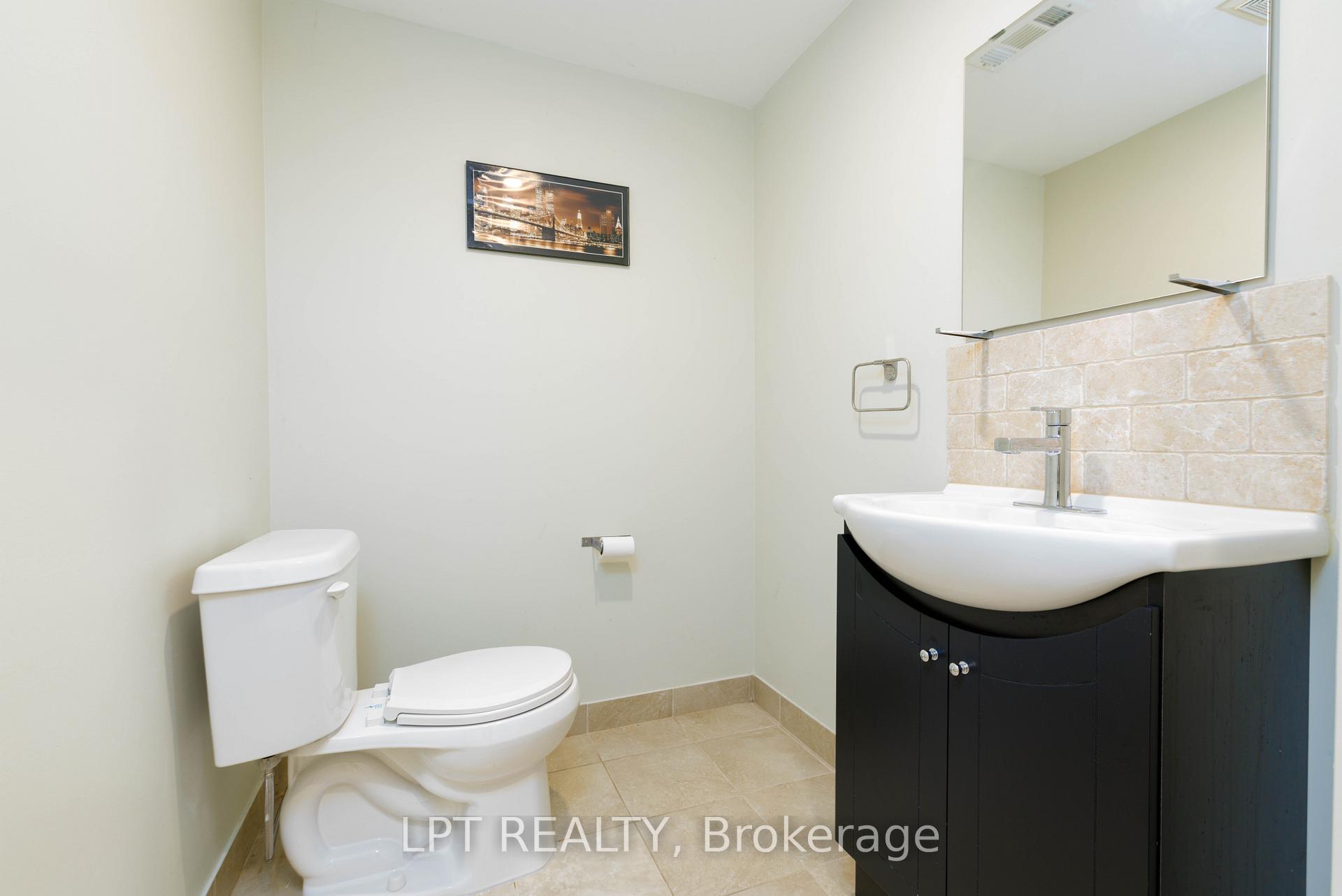 Photo 20 of Unit LOWER, 195 Grove Street E, Barrie, Wellington — HOMEH